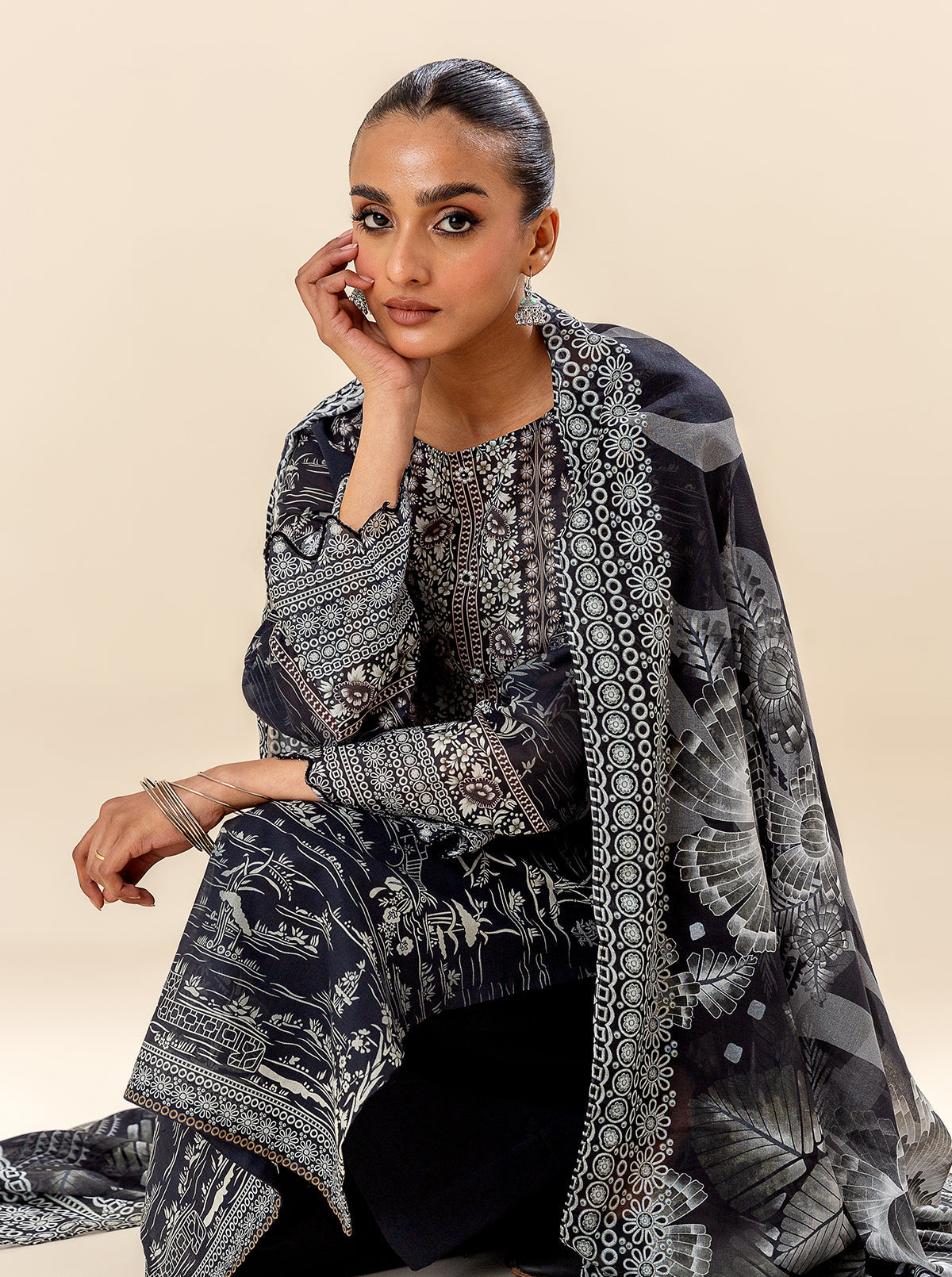 3 PIECE PRINTED LAWN SUIT-EBONY STREAMS BT-MORBAGH SU_24   