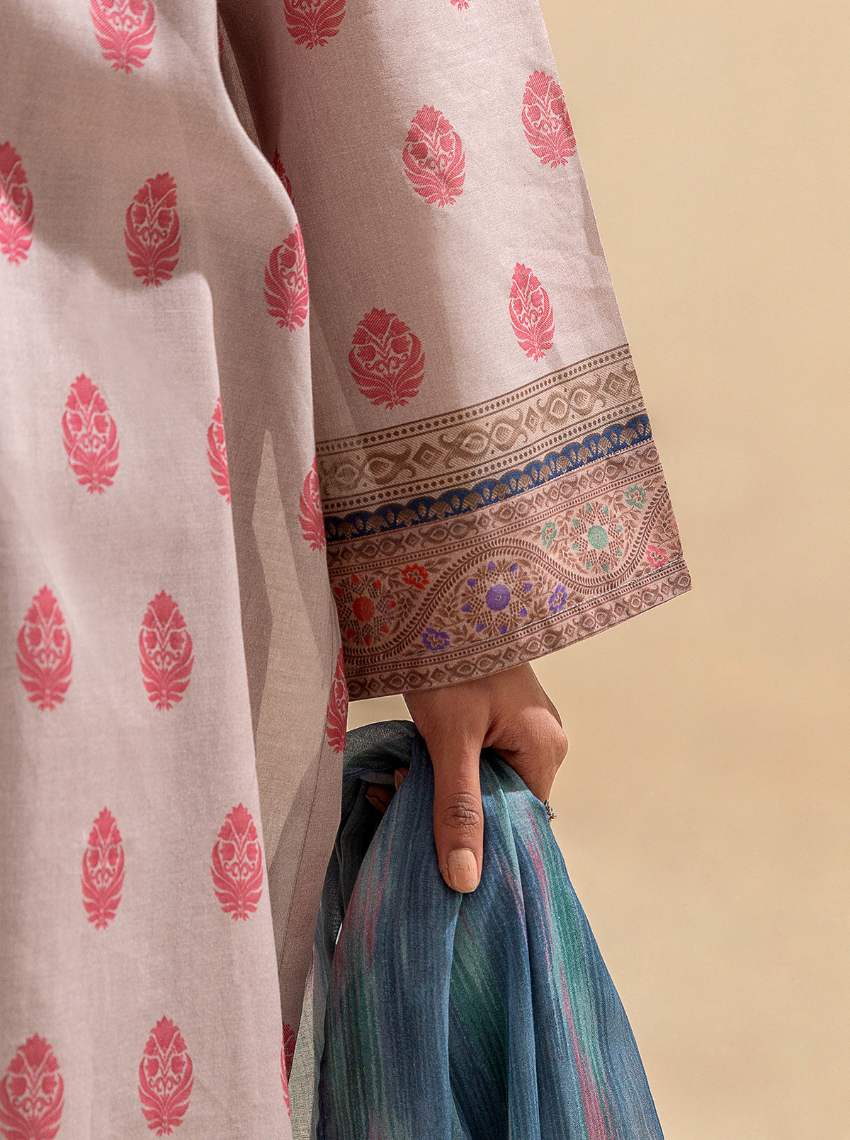 3 PIECE PRINTED LAWN SUIT-PASSION PINK BT-MORBAGH SU_24   