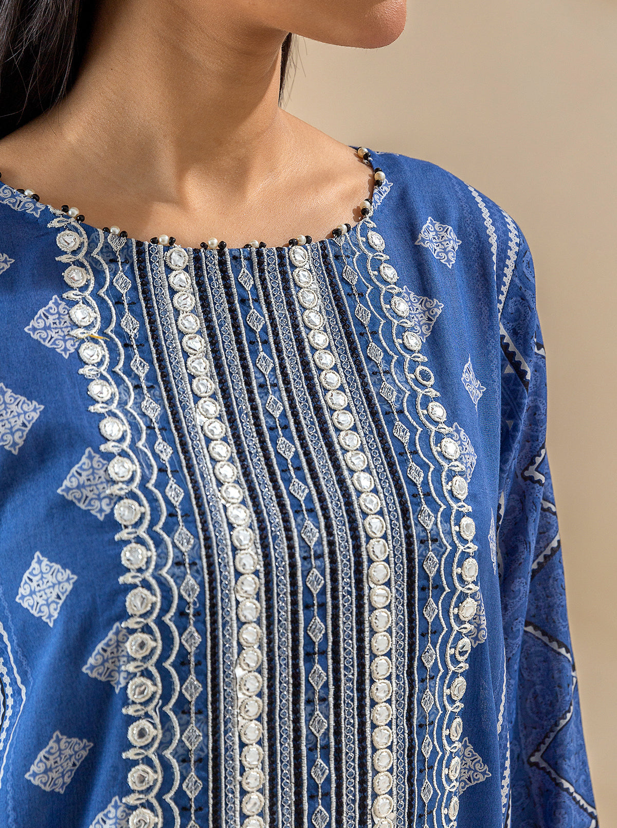 3 PIECE EMBROIDERED LAWN SUIT-BRIGHT STAR BT-MORBAGH SU_24   