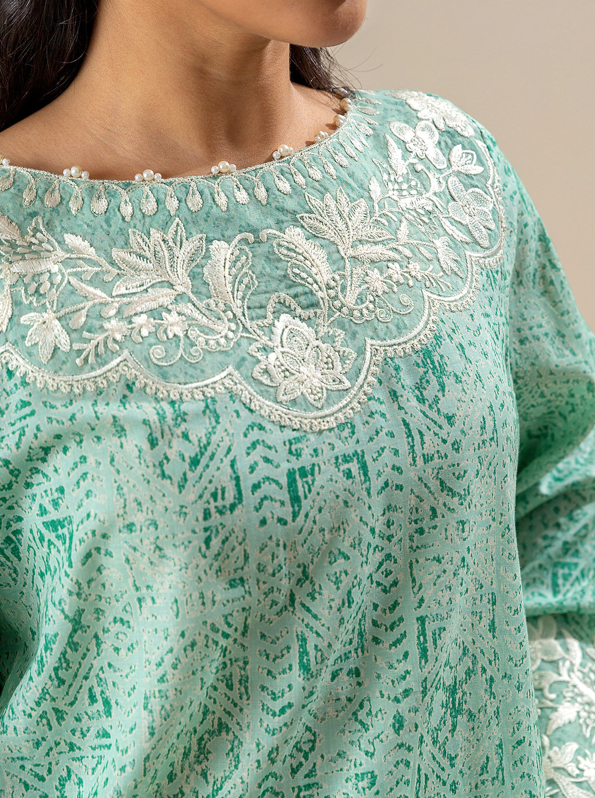 3 PIECE EMBROIDERED LAWN SUIT-MINERAL MINE BT-MORBAGH SU_24   