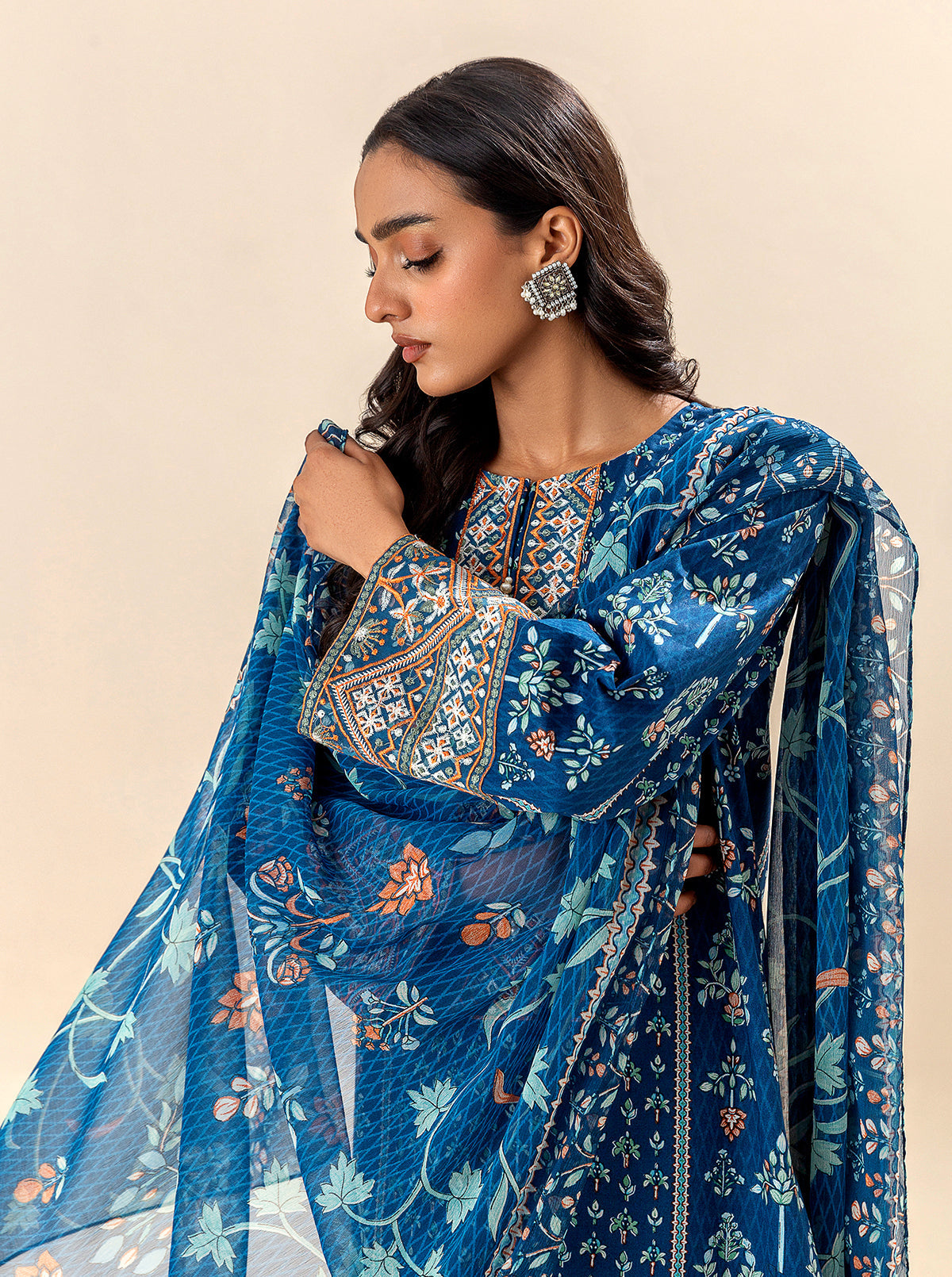 3 PIECE EMBROIDERED LAWN SUIT-NOUVEAU MAGIC BT-MORBAGH SU_24   