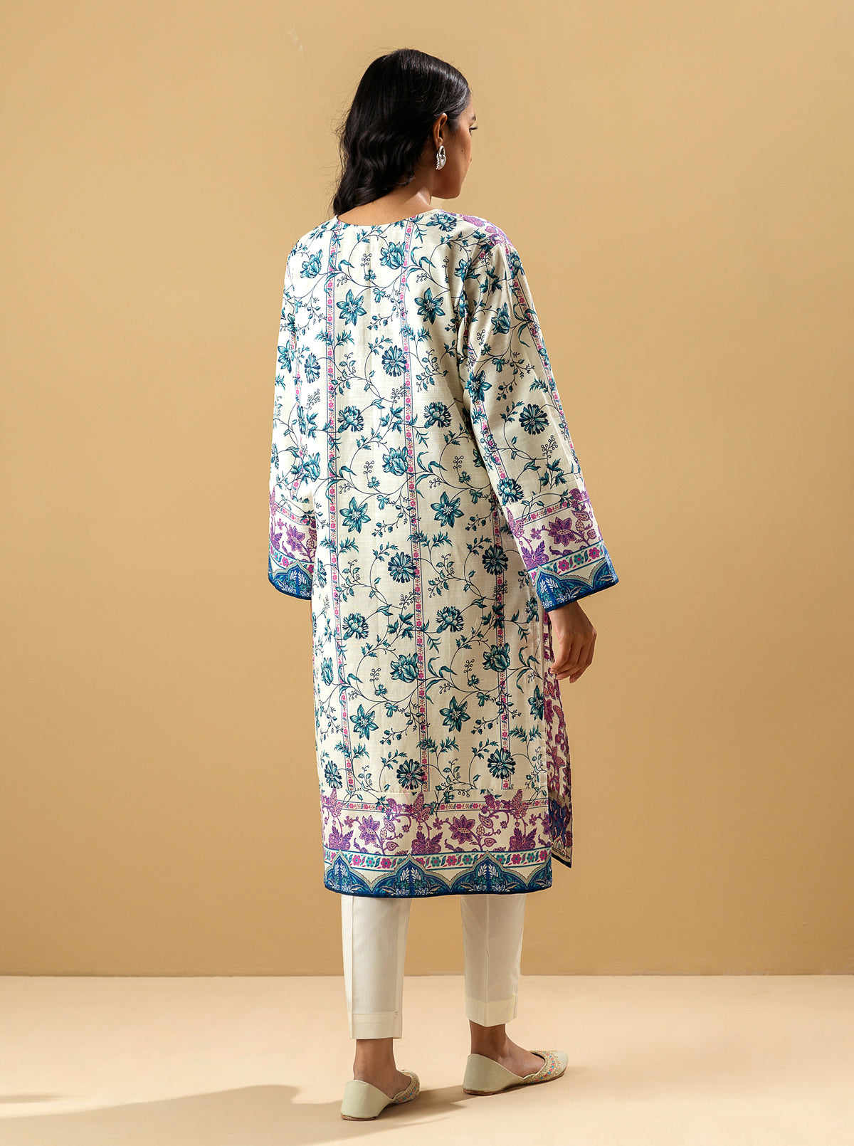 2 PIECE - PRINTED KHADDAR SUIT - GARDENIA MORBAGH WN_22   