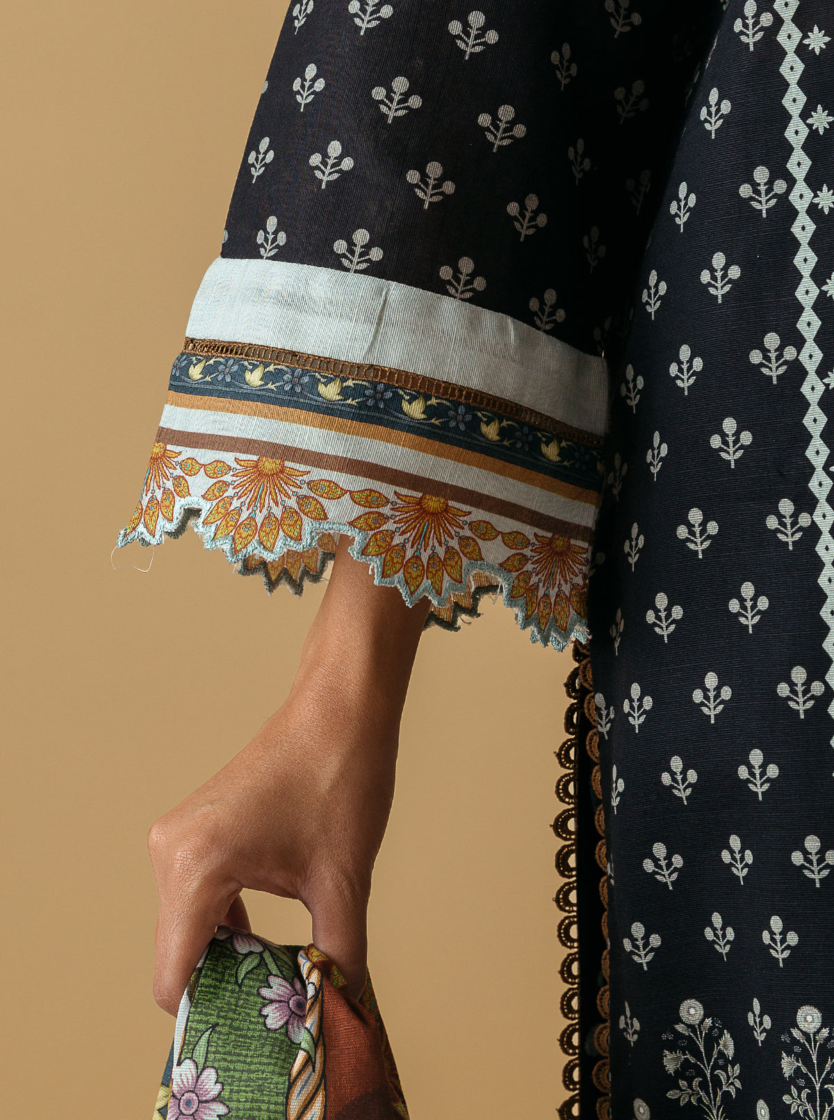 3 PIECE - PRINTED KHADDAR SUIT - DUSTY ROSE MORBAGH WN_22   