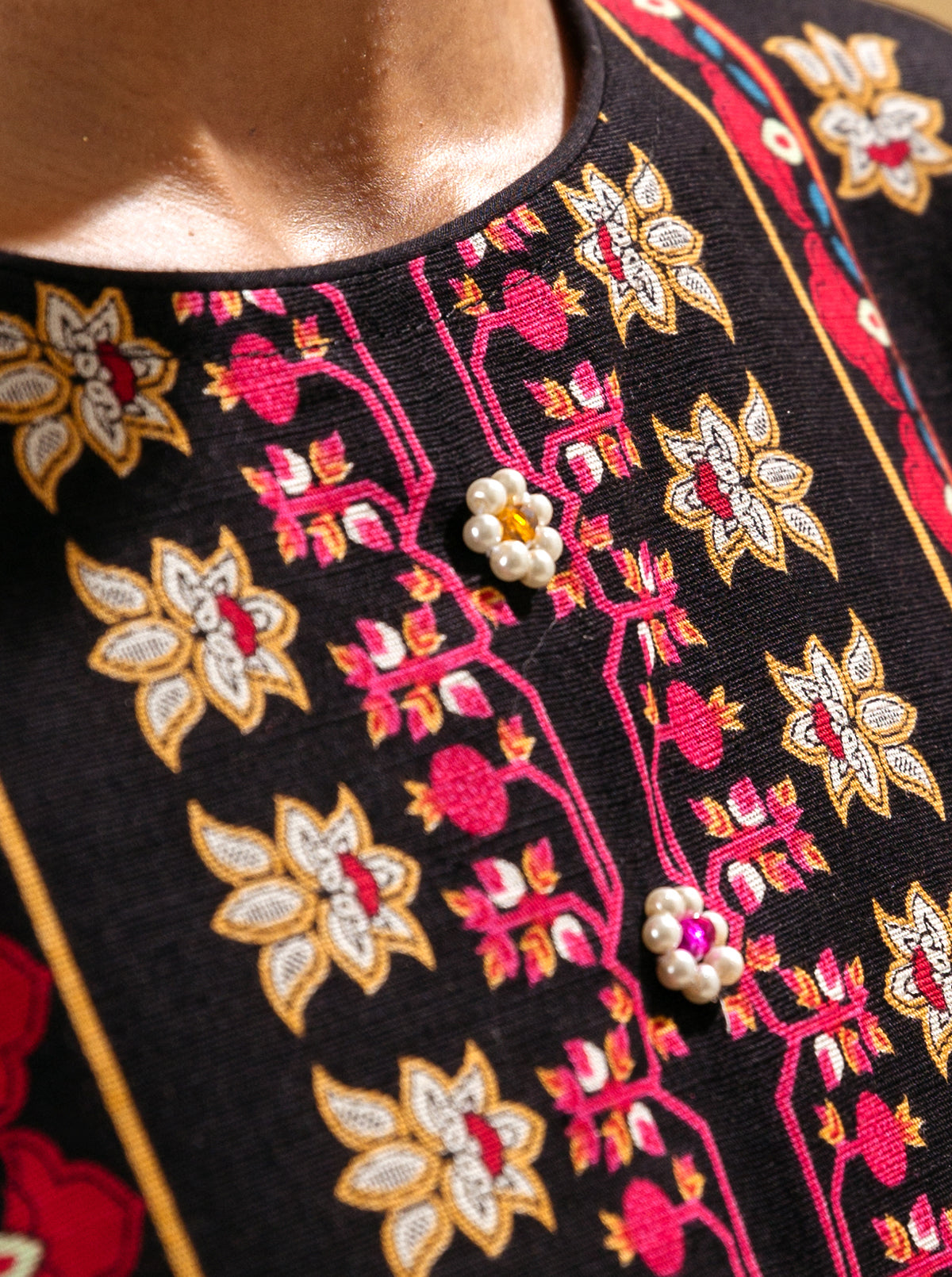 2 PIECE - PRINTED KHADDAR SUIT - BLACK FOREST MORBAGH WN_22   