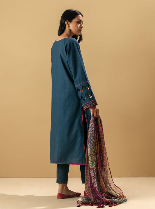 3 PIECE - EMBROIDERED KHADDAR SUIT - VEIDANT HEM MORBAGH WN_22   