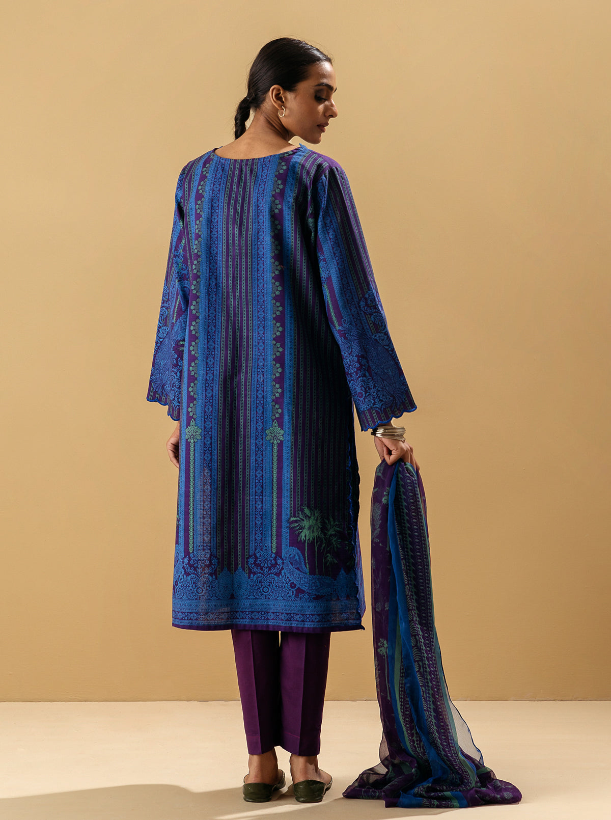 3 PIECE - PRINTED KHADDAR SUIT - MAJESTIC PLUM MORBAGH WN_22   