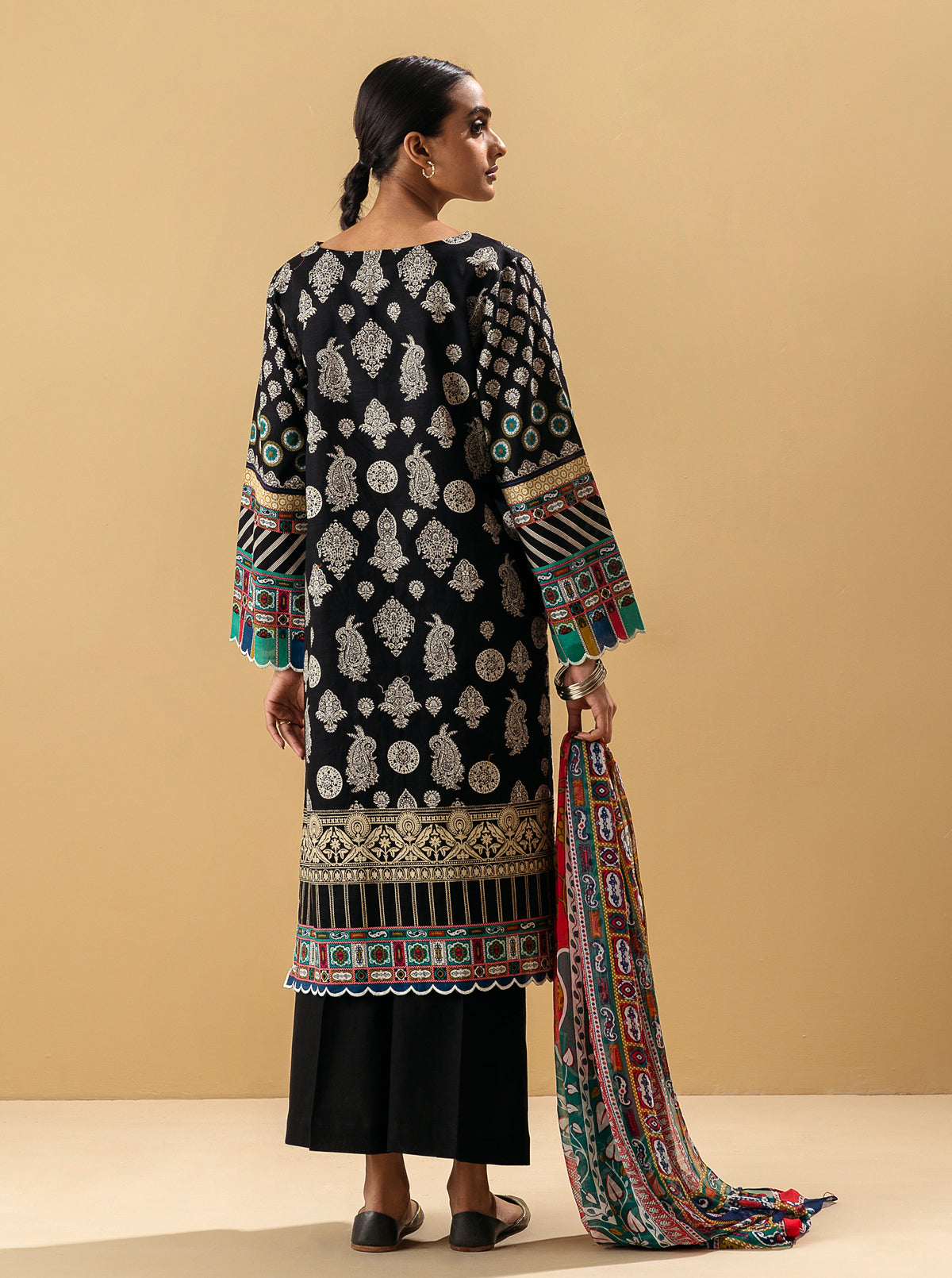 3 PIECE - PRINTED KHADDAR SUIT - DARK PAISLEY MORBAGH WN_22   