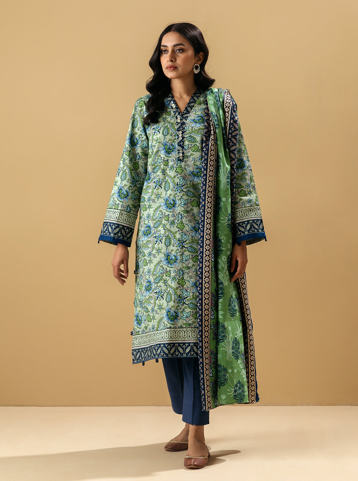 3 PIECE - PRINTED KHADDAR SUIT - VERDANT BLOOM MORBAGH WN_22   
