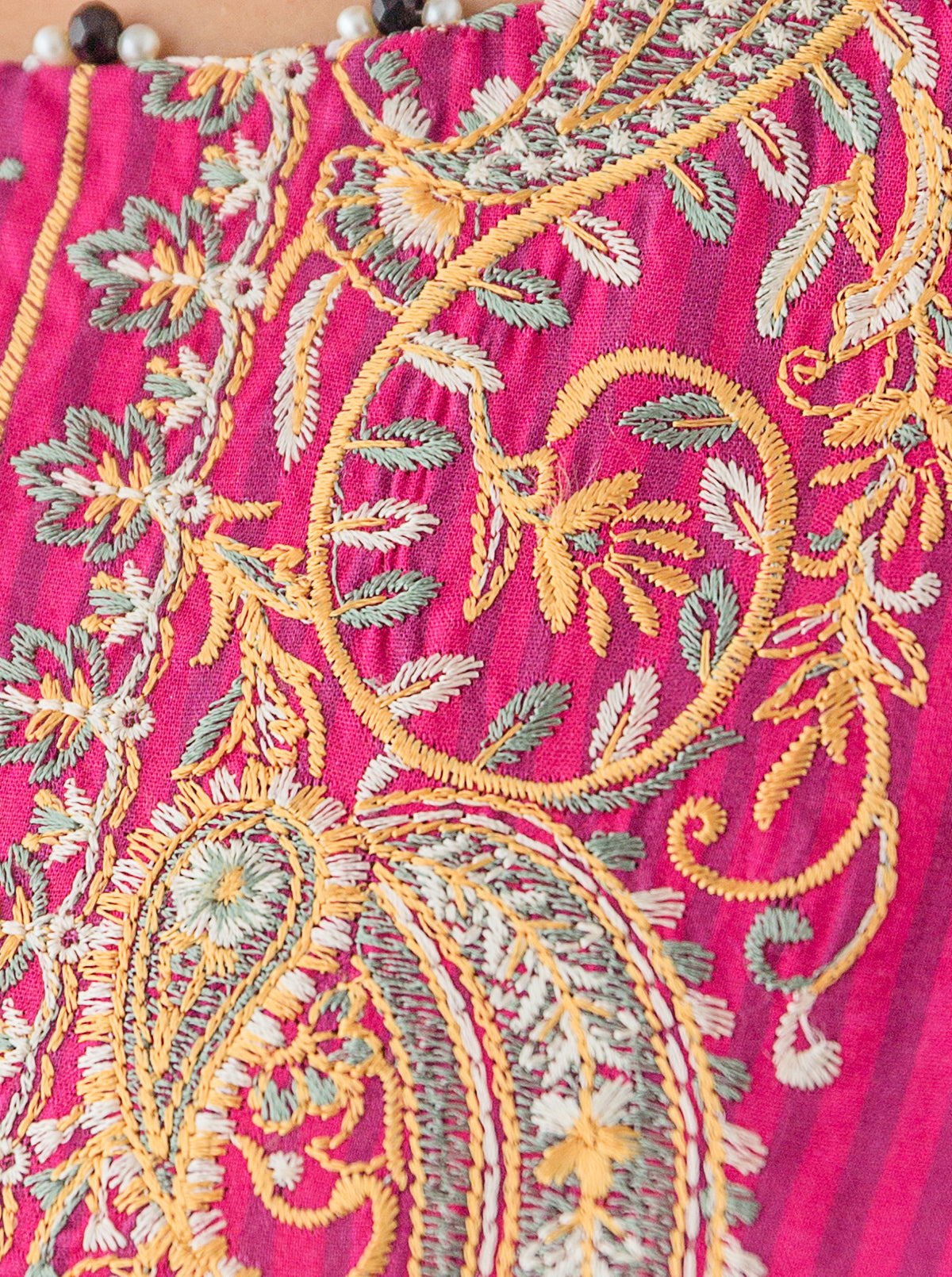 2 PIECE - EMBROIDERED CAMBRIC SUIT - VIVA MAGENTA MORBAGH WN_23   