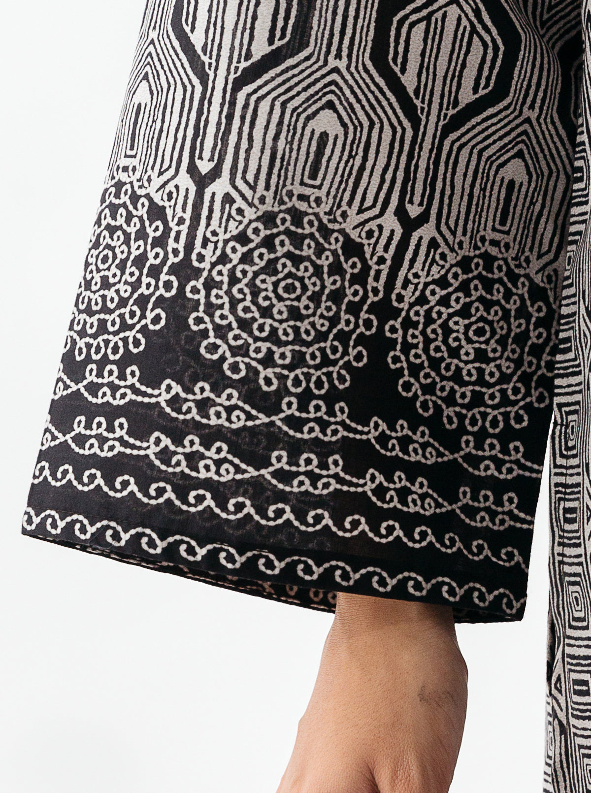 2 PIECE - EMBROIDERED CAMBRIC SUIT - MYSTERY GEM MORBAGH WN_23   