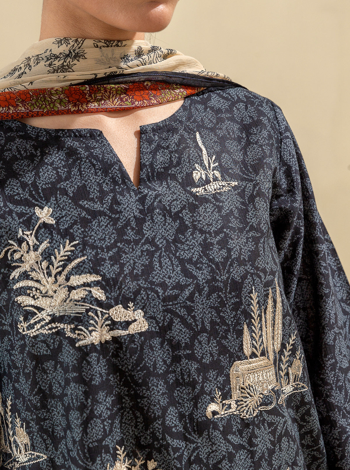 3 PIECE - EMBROIDERED  KHADDAR SUIT - TUXEDO BLACK MORBAGH WN_23   