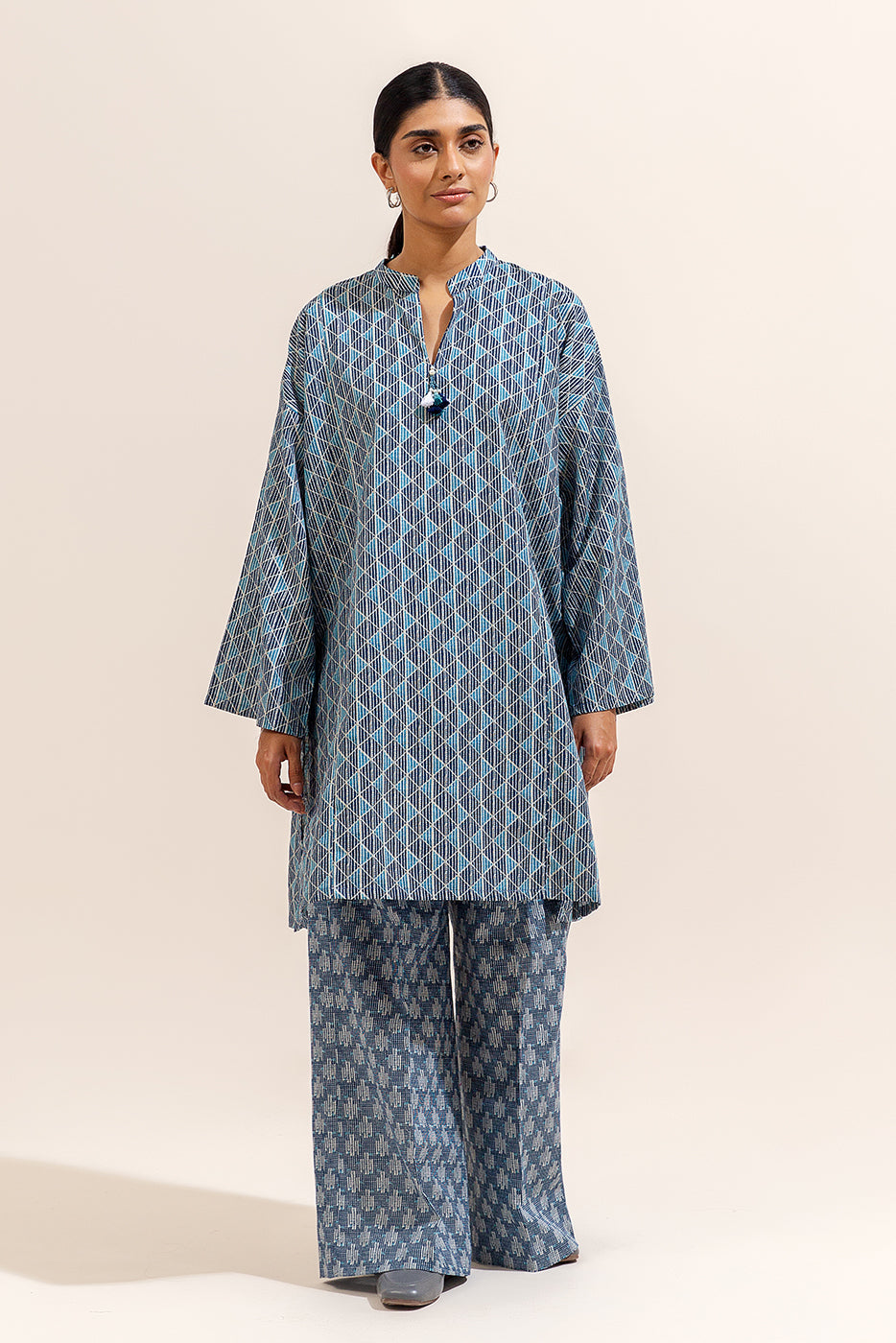 2 PIECE PRINTED KHADDAR SUIT-GRAPHITE GRID (UNSTITCHED)