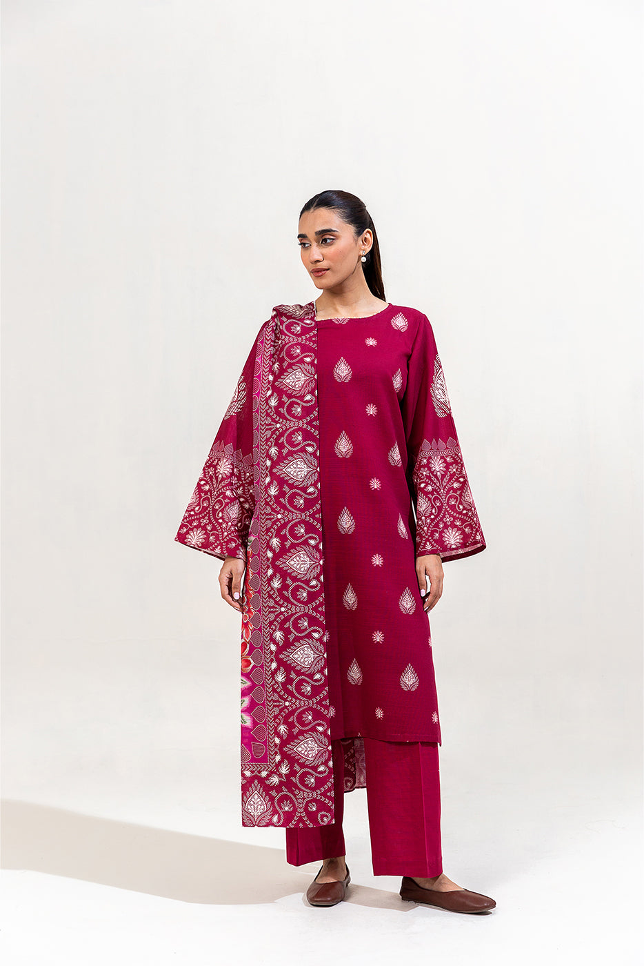 3 PIECE PRINTED KHADDAR SUIT-SANGRIA STITCH (UNSTITCHED)