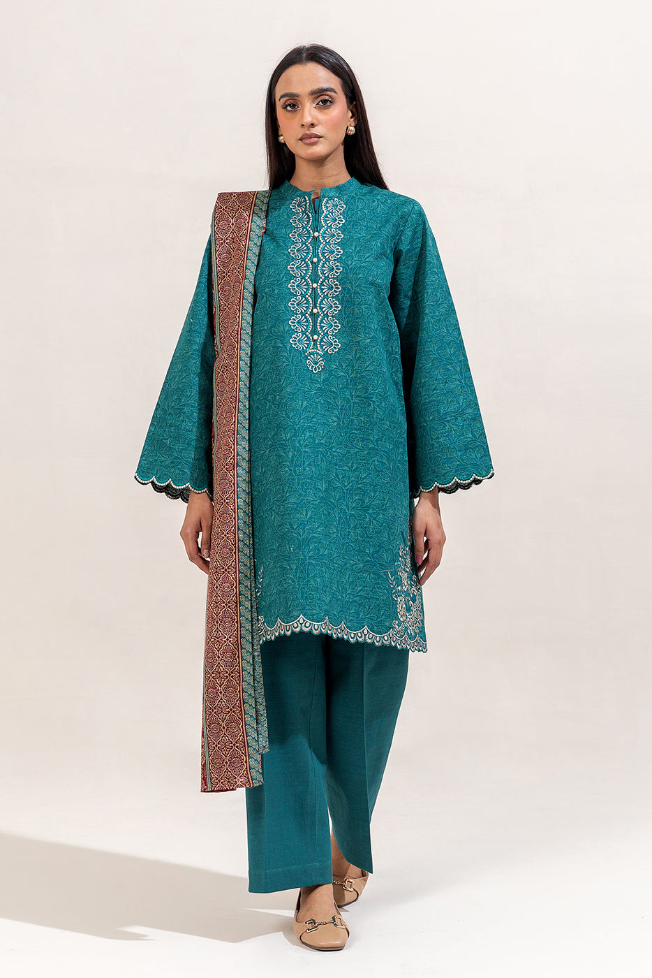 3 PIECE EMBROIDERED KHADDAR SUIT-TEAL MUSK (UNSTITCHED)