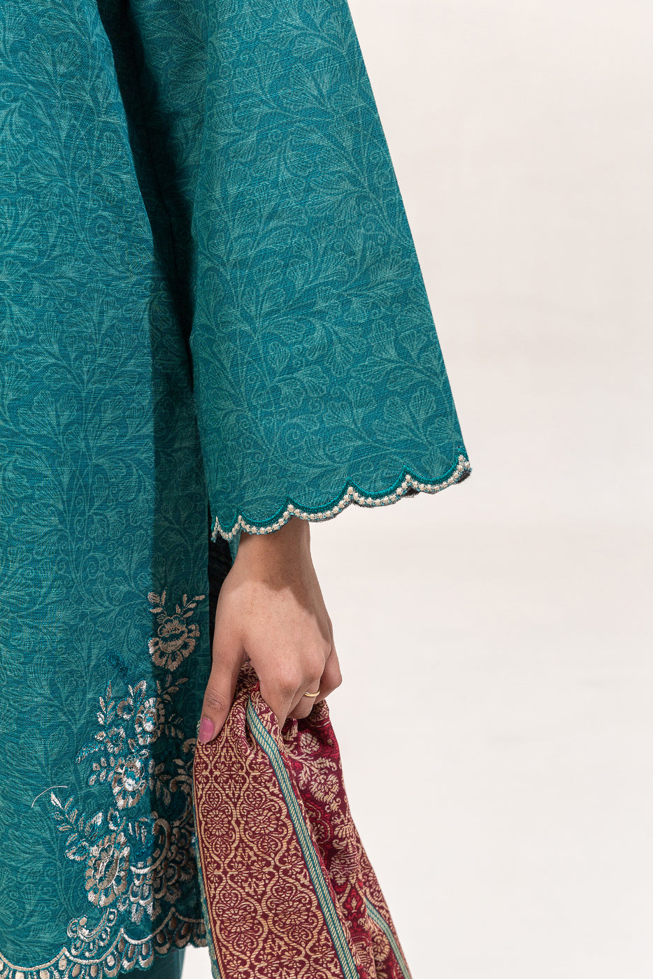 3 PIECE EMBROIDERED KHADDAR SUIT-TEAL MUSK (UNSTITCHED)