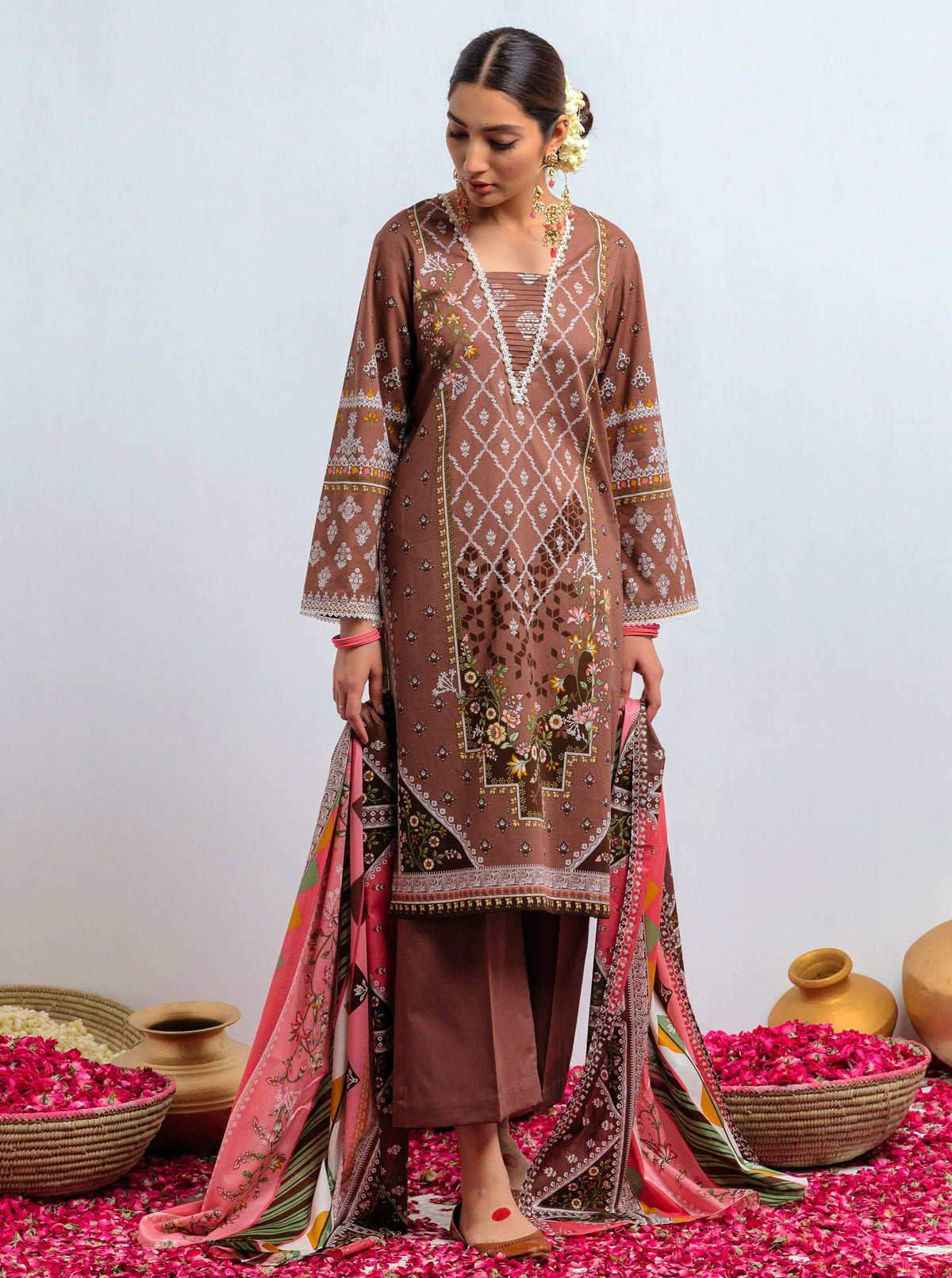 3 PIECE - PRINTED LAWN SUIT - ELEGANT MOCA MORBAGH SU_21   