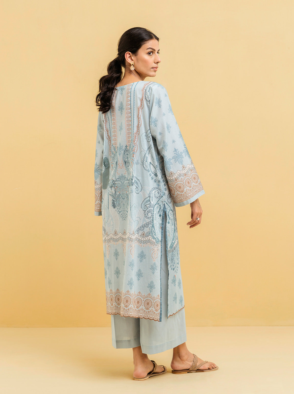 2 PIECE - PRINTED LAWN SUIT - VICTORIAN DECO MORBAGH SU_22   
