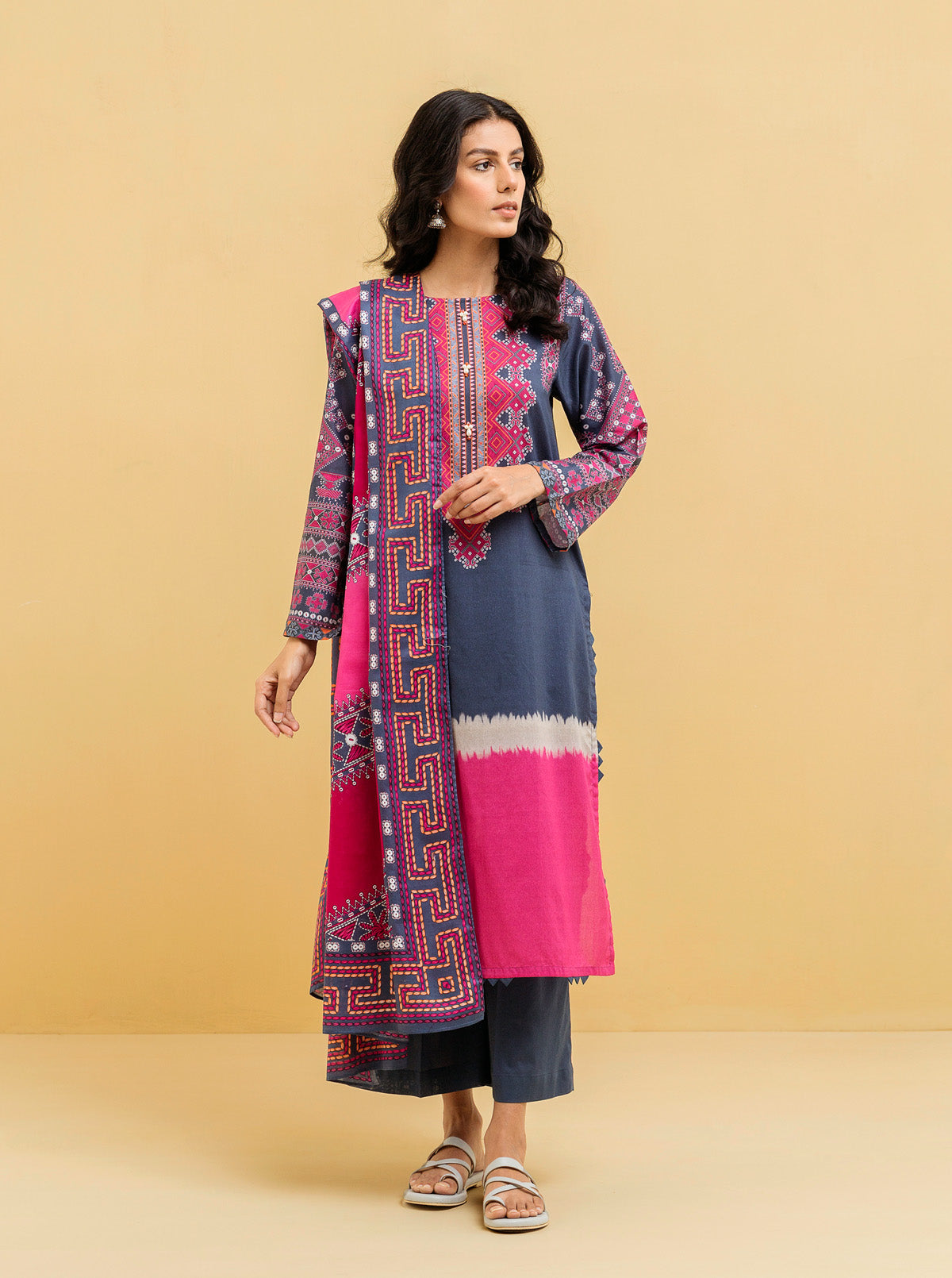 3 PIECE - PRINTED LAWN SUIT - BASHFUL BLUE MORBAGH SU_22   