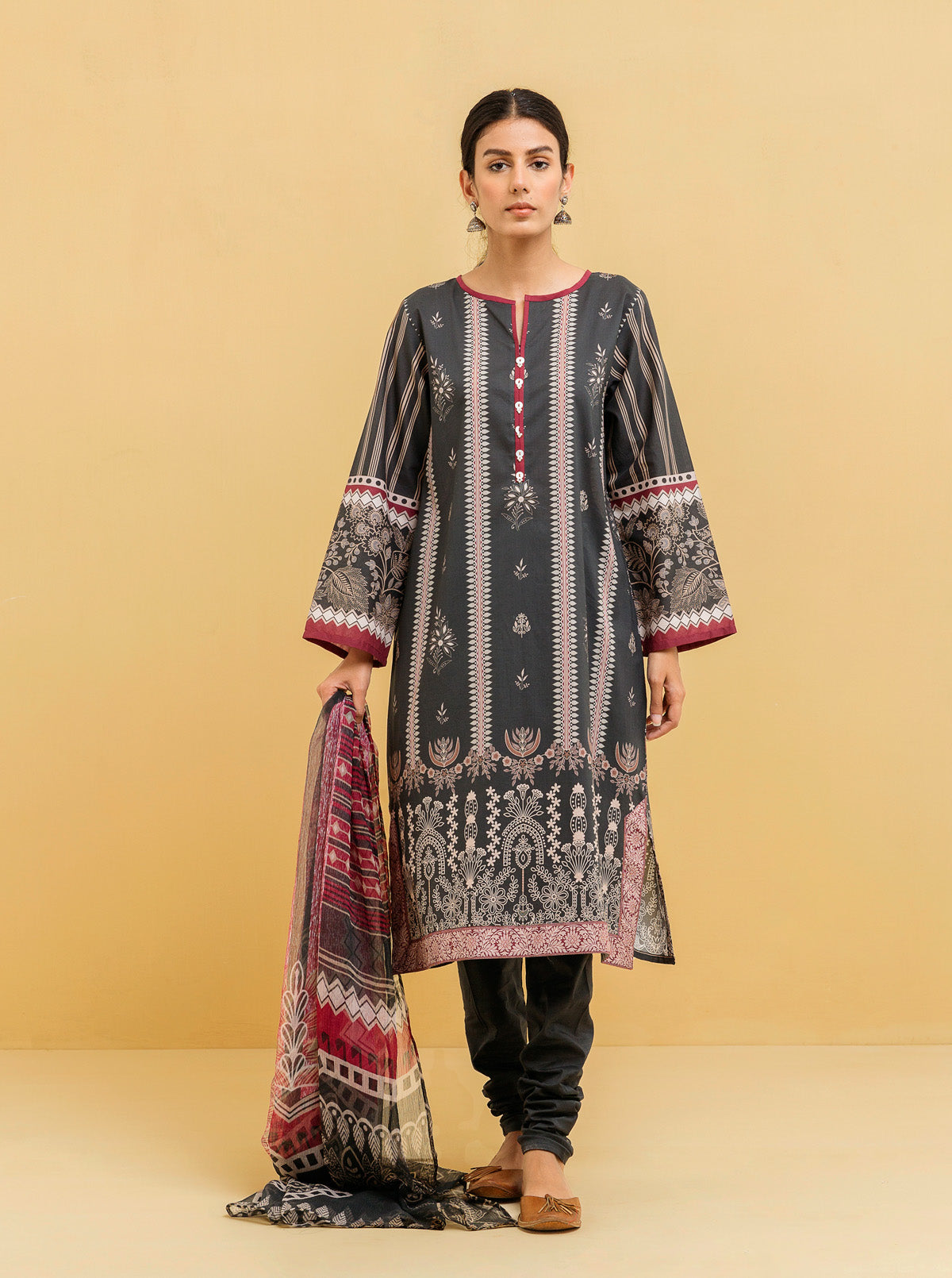 3 PIECE - PRINTED LAWN SUIT - GRACE GLORIA MORBAGH SU_22   