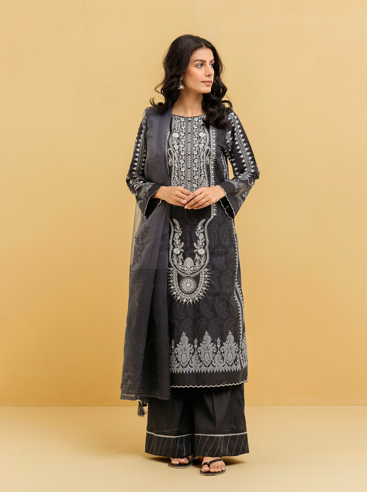 3 PIECE - EMBROIDERED LAWN SUIT - MIDNIGHT DUST MORBAGH SU_22   