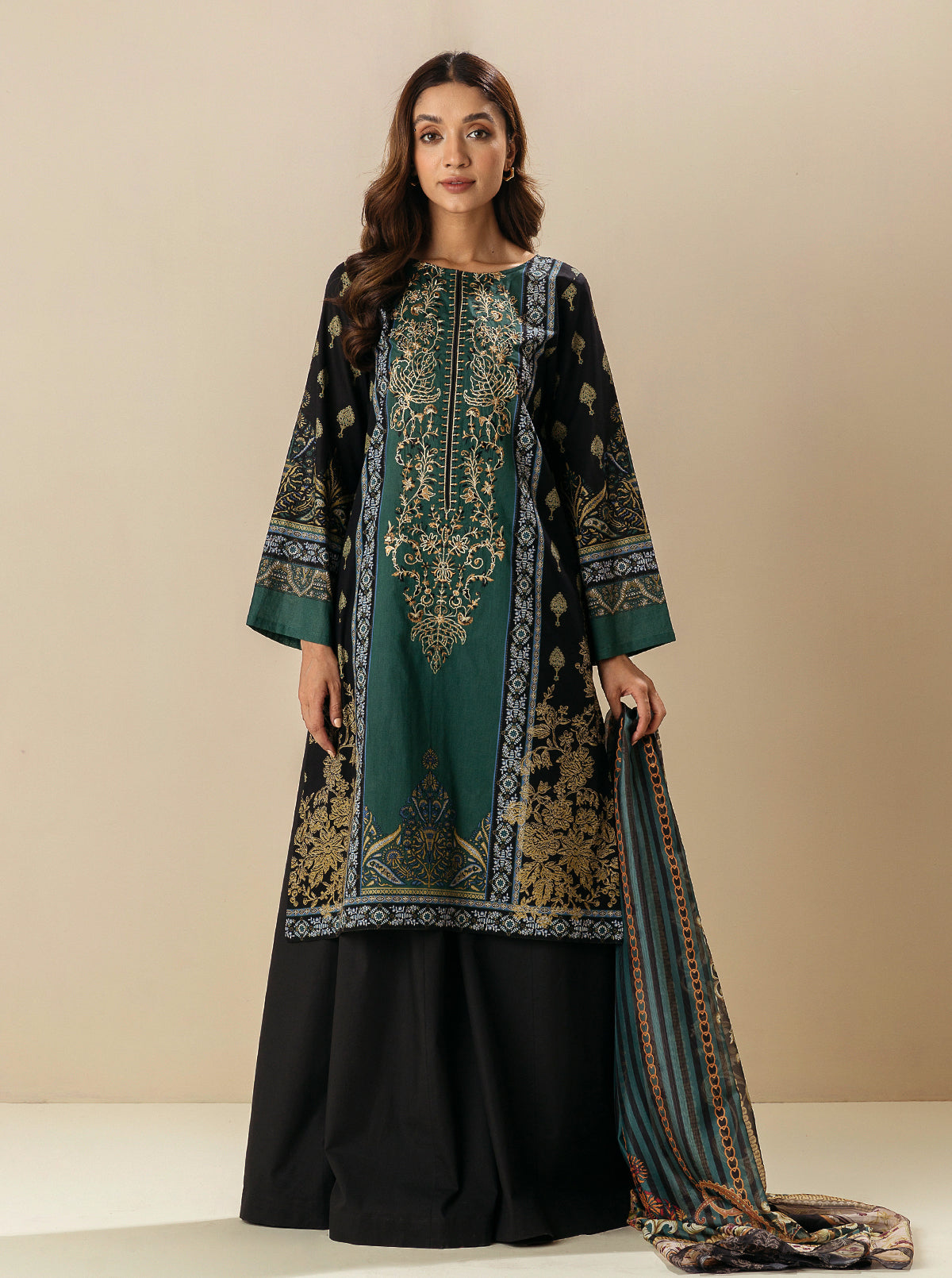 3 PIECE - EMBROIDERD LAWN SUIT - REGAL EBONY MORBAGH SU_23   