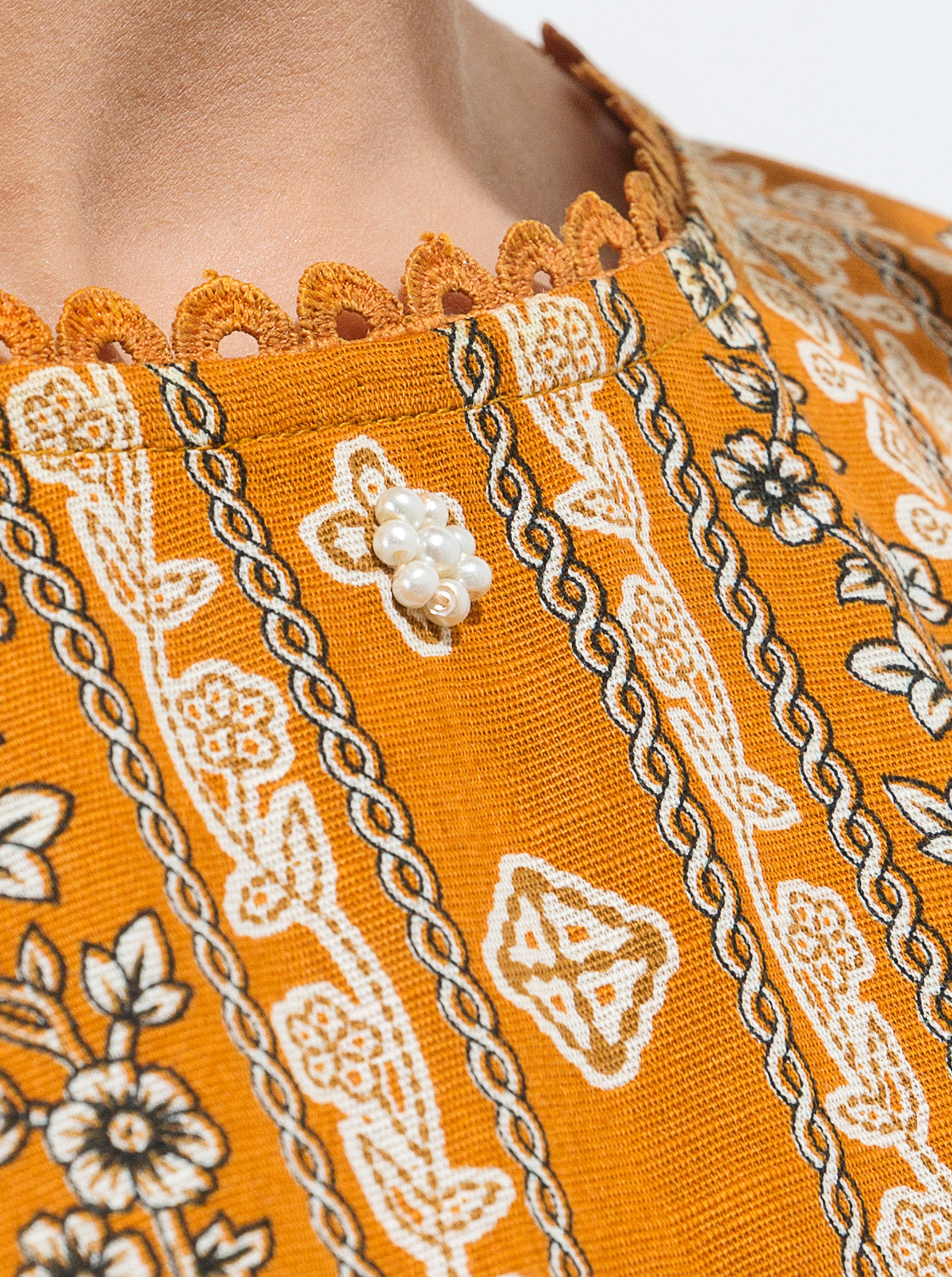 3 PIECE - PRINTED KHADDAR SUIT - OCHRE GOLD MORBAGH WN_21   