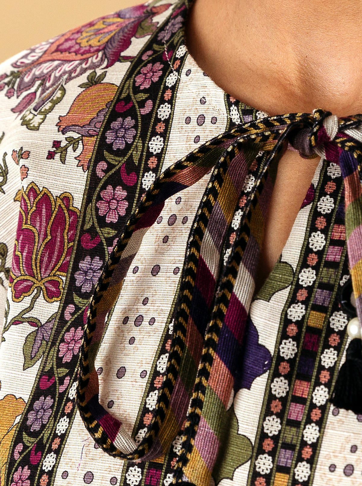 2 PIECE - PRINTED KHADDAR SUIT - LVIS ORCHID MORBAGH WN_22   