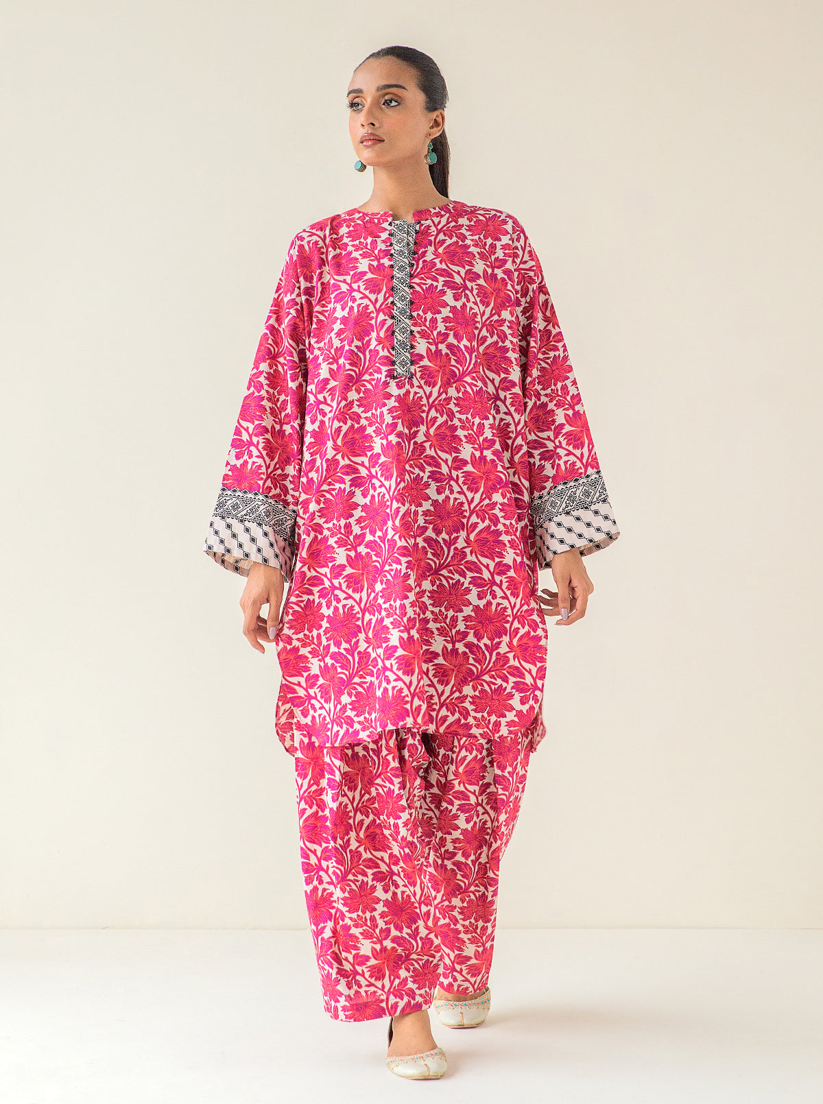 2 PIECE - PRINTED KHADDAR SUIT - MULBERRY HIGHLIGHTS MORBAGH WN_23   