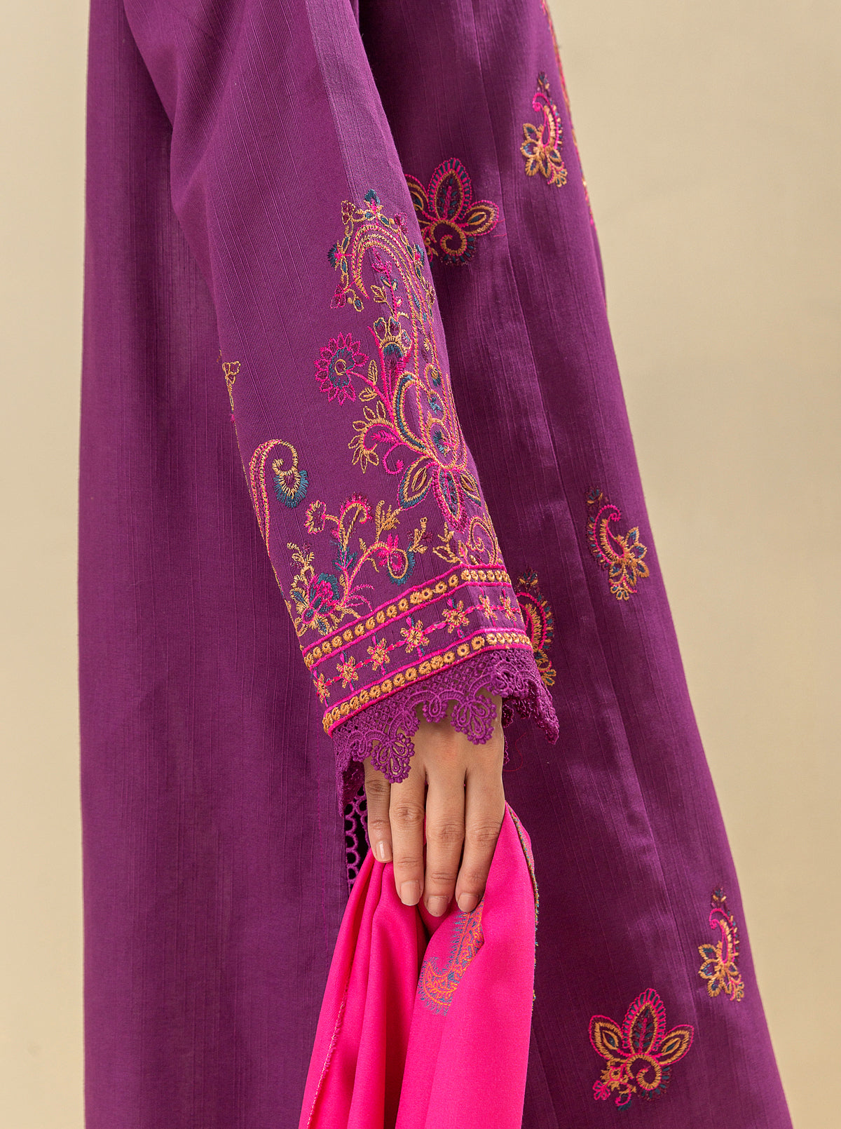 3 PIECE - EMBROIDERED  KHADDAR SUIT - KIR ROYALE MORBAGH WN_23   