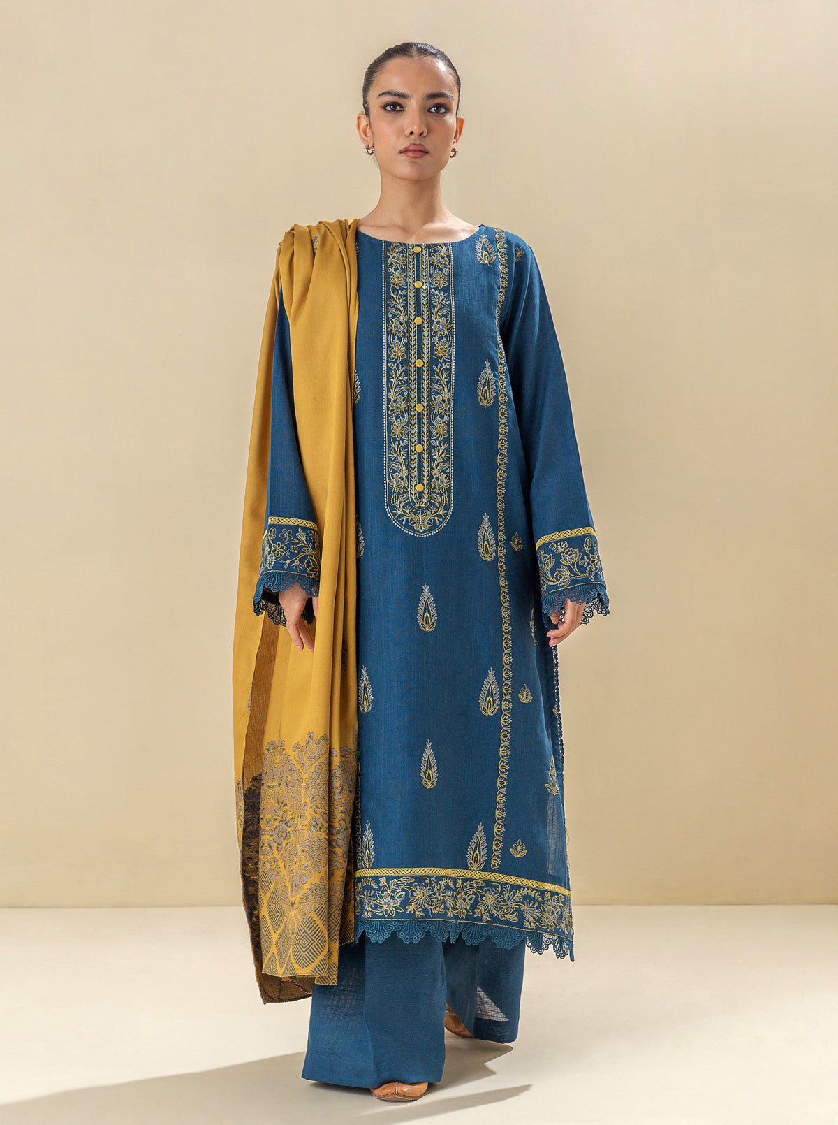 3 PIECE - EMBROIDERED  KHADDAR SUIT - ENDLESS SEA MORBAGH WN_23   