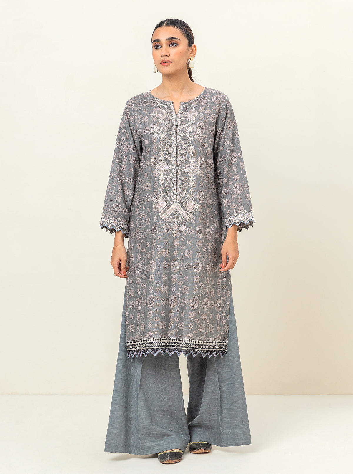 2 PIECE - EMBROIDERED KHADDAR SUIT - DEW GREY MORBAGH WN_23   