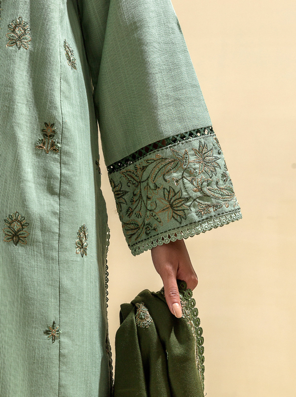 3 PIECE - EMBROIDERED KHADDAR SUIT WITH EMBROIDERED SHAWL - MOSSY MAGIC MORBAGH WN_23   