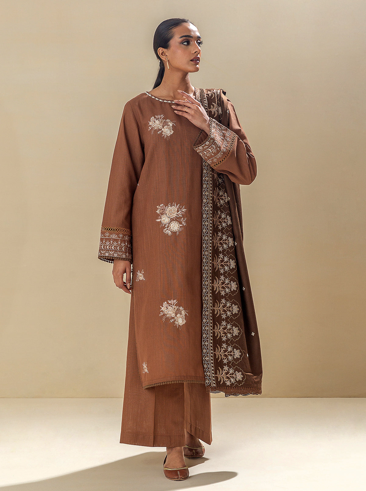 3 PIECE - EMBROIDERED KHADDAR SUIT WITH EMBROIDERED SHAWL - EARTHY HUES MORBAGH WN_23   