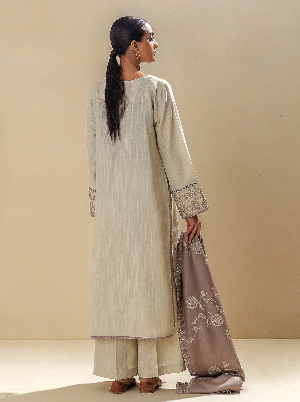 3 PIECE - EMBROIDERED KHADDAR SUIT WITH EMBROIDERED SHAWL - WINTER SKY MORBAGH WN_23   