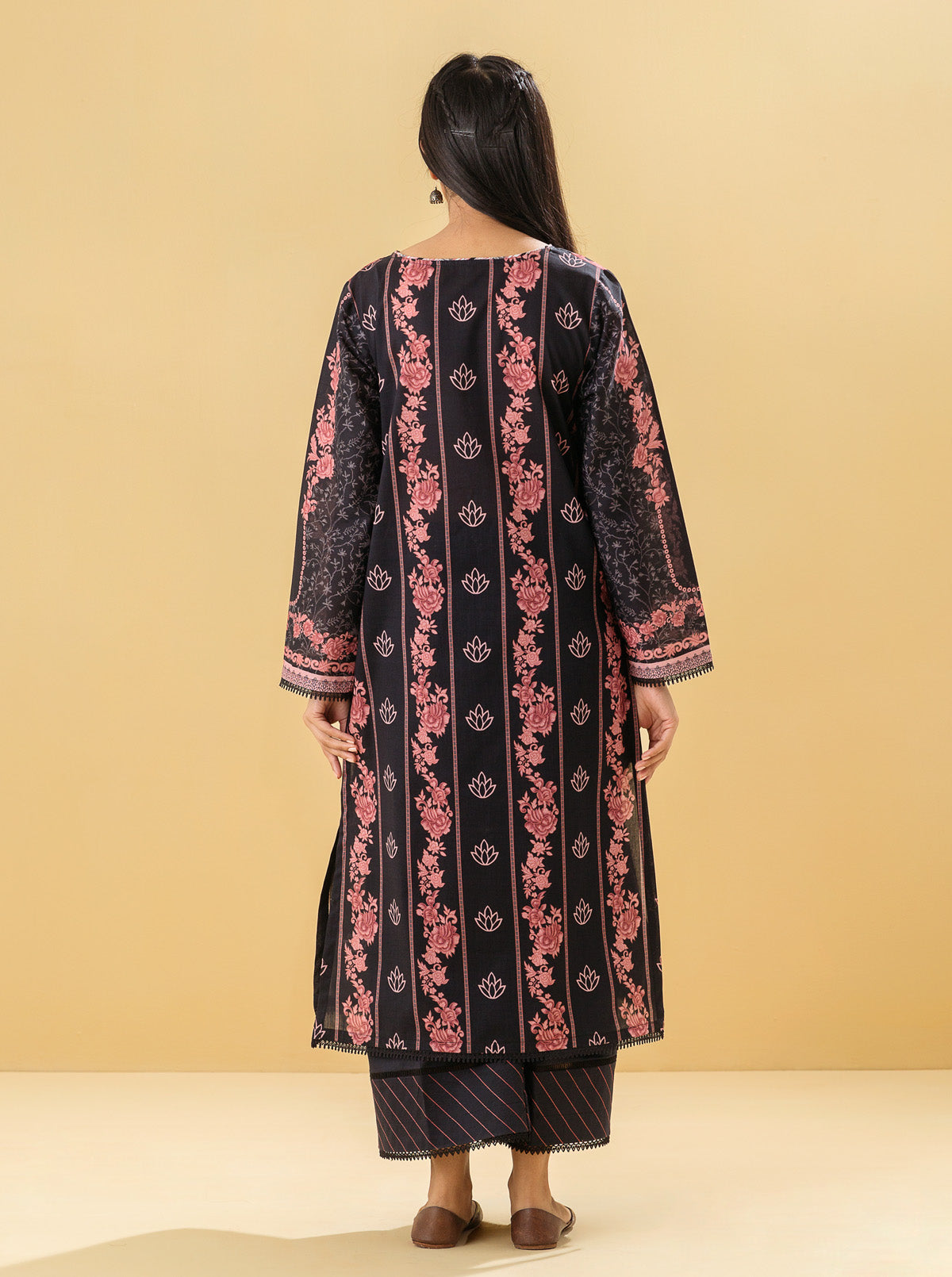 1 PIECE - PRINTED LAWN SHIRT - MAGICAL FLORA MORBAGH SU_22   