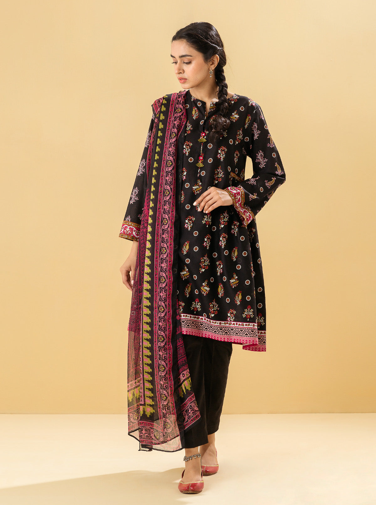 2 PIECE - PRINTED LAWN SUIT - BLACK QUARTZ MORBAGH SU_22   