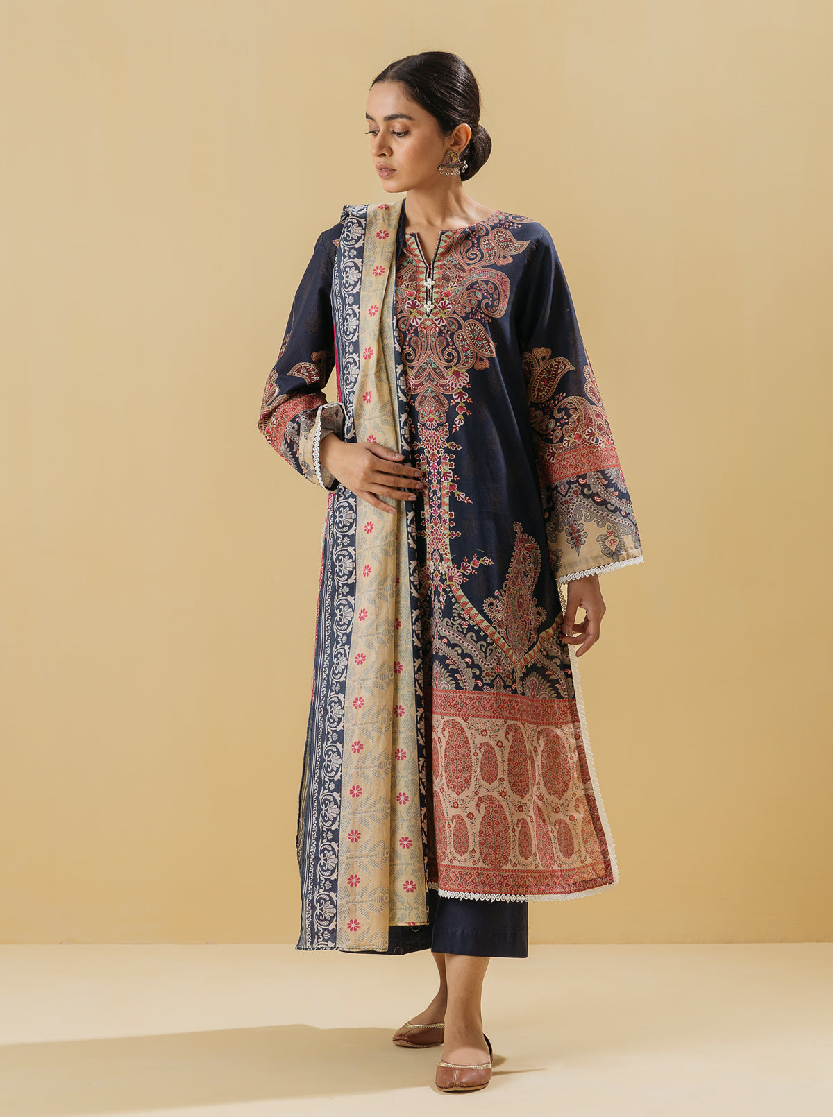 3 PIECE - PRINTED LAWN SUIT - VIVACIOUS GEM MORBAGH SU_22   