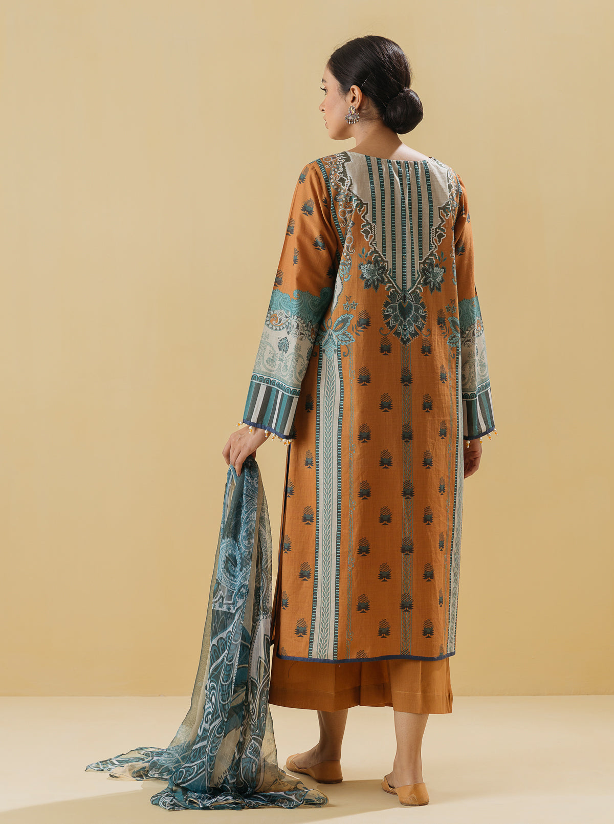 3 PIECE - PRINTED LAWN SUIT - TRIBAL TALES MORBAGH SU_22   