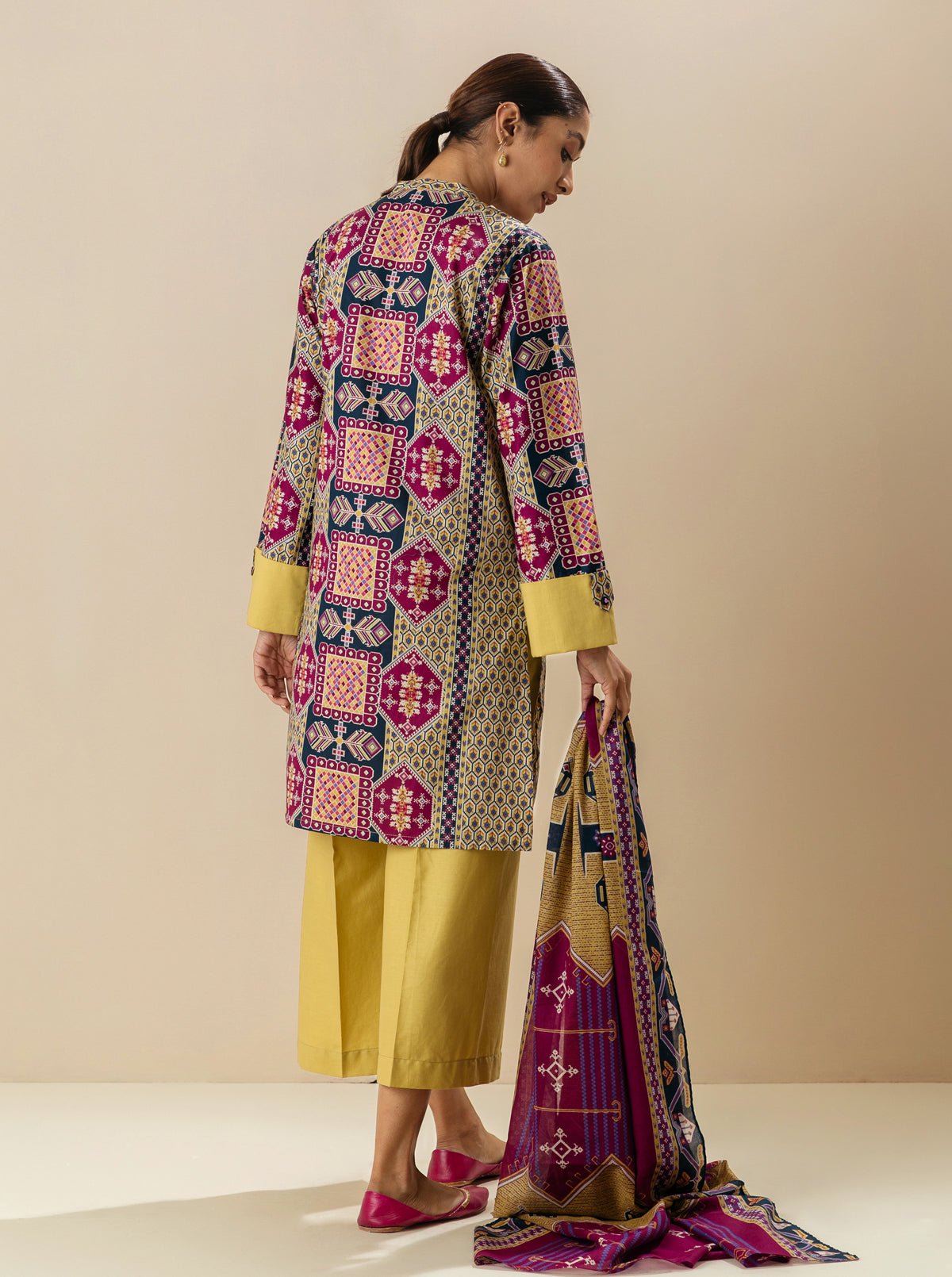 2 PIECE - PRINTED LAWN SUIT - TRIBE'S JOURNEY MORBAGH SU_23   