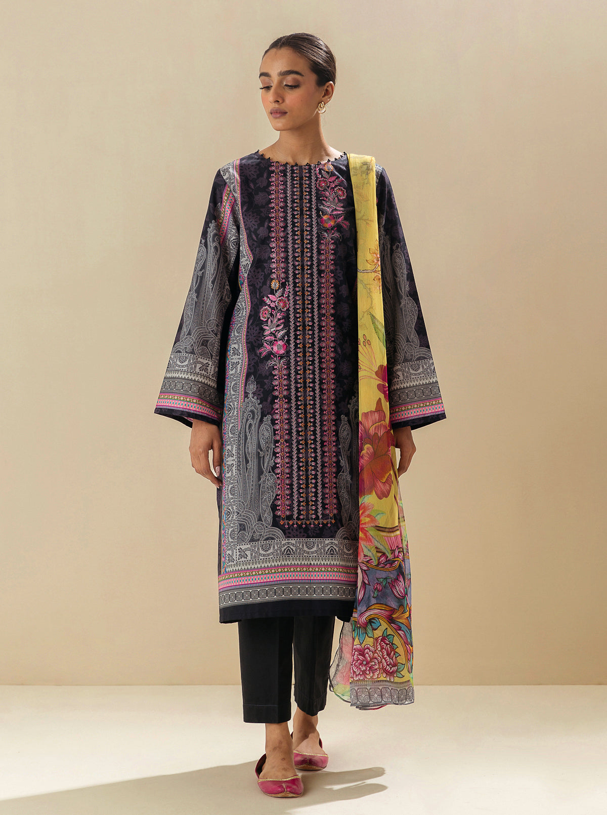 3 PIECE - EMBROIDERED LAWN SUIT - SPACE CARNIVAL MORBAGH SU_23   