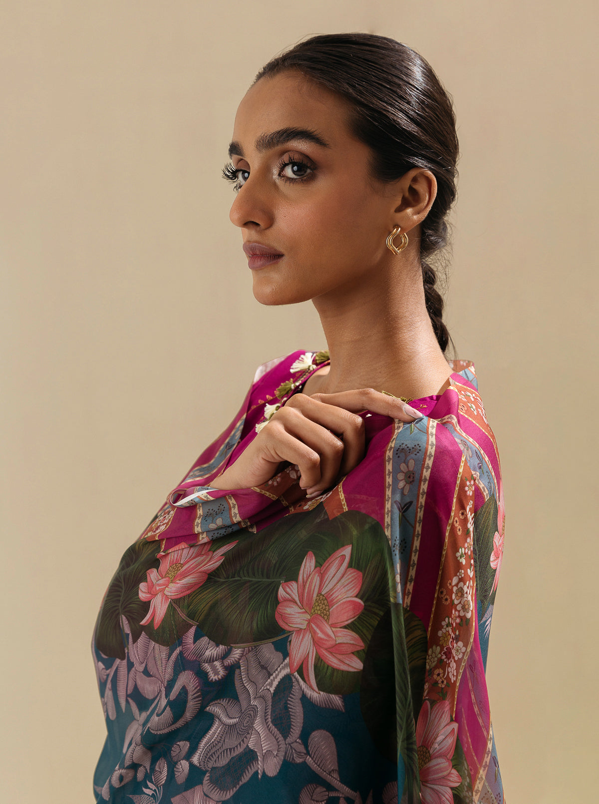 3 PIECE - EMBROIDERED LAWN SUIT - VIVA MAGENTA MORBAGH SU_23   