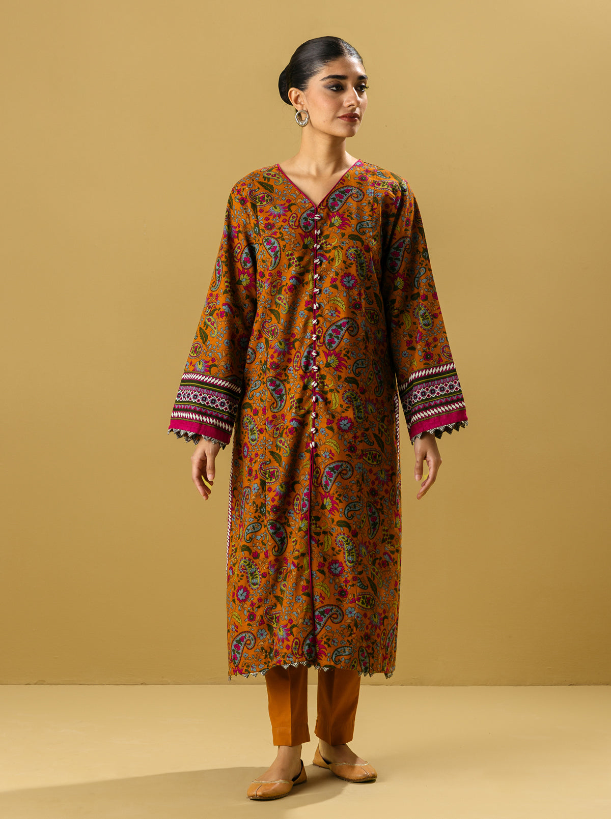 2 PIECE - PRINTED KHADDAR SUIT - STRAW HARREST MORBAGH WN_22   