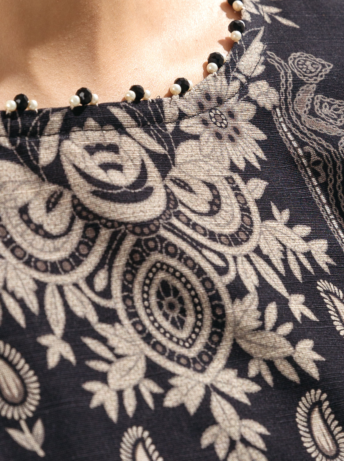 2 PIECE - PRINTED KHADDAR SUIT - WEB BLACK MORBAGH WN_22   