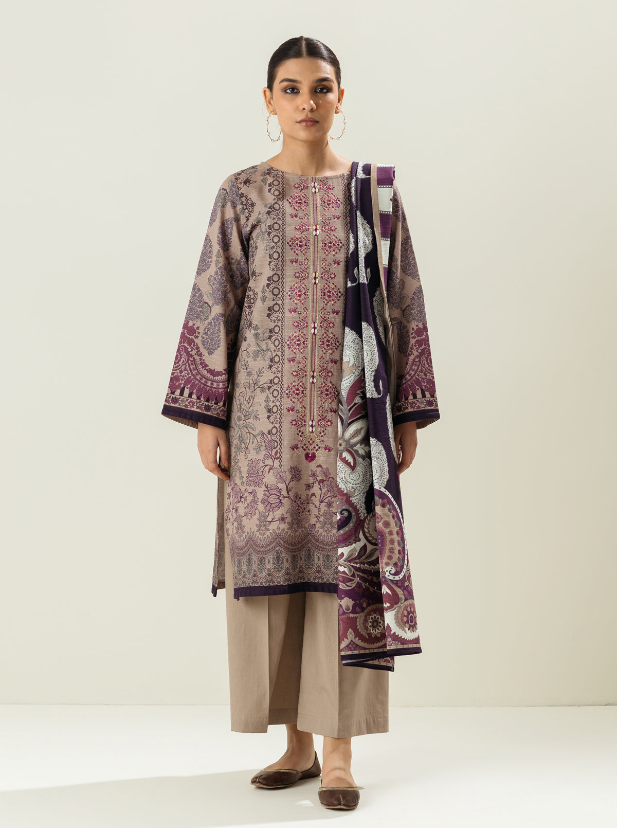 3 PIECE - EMBROIDERED  KHADDAR SUIT - COTTAGE CREAM MORBAGH WN_22   