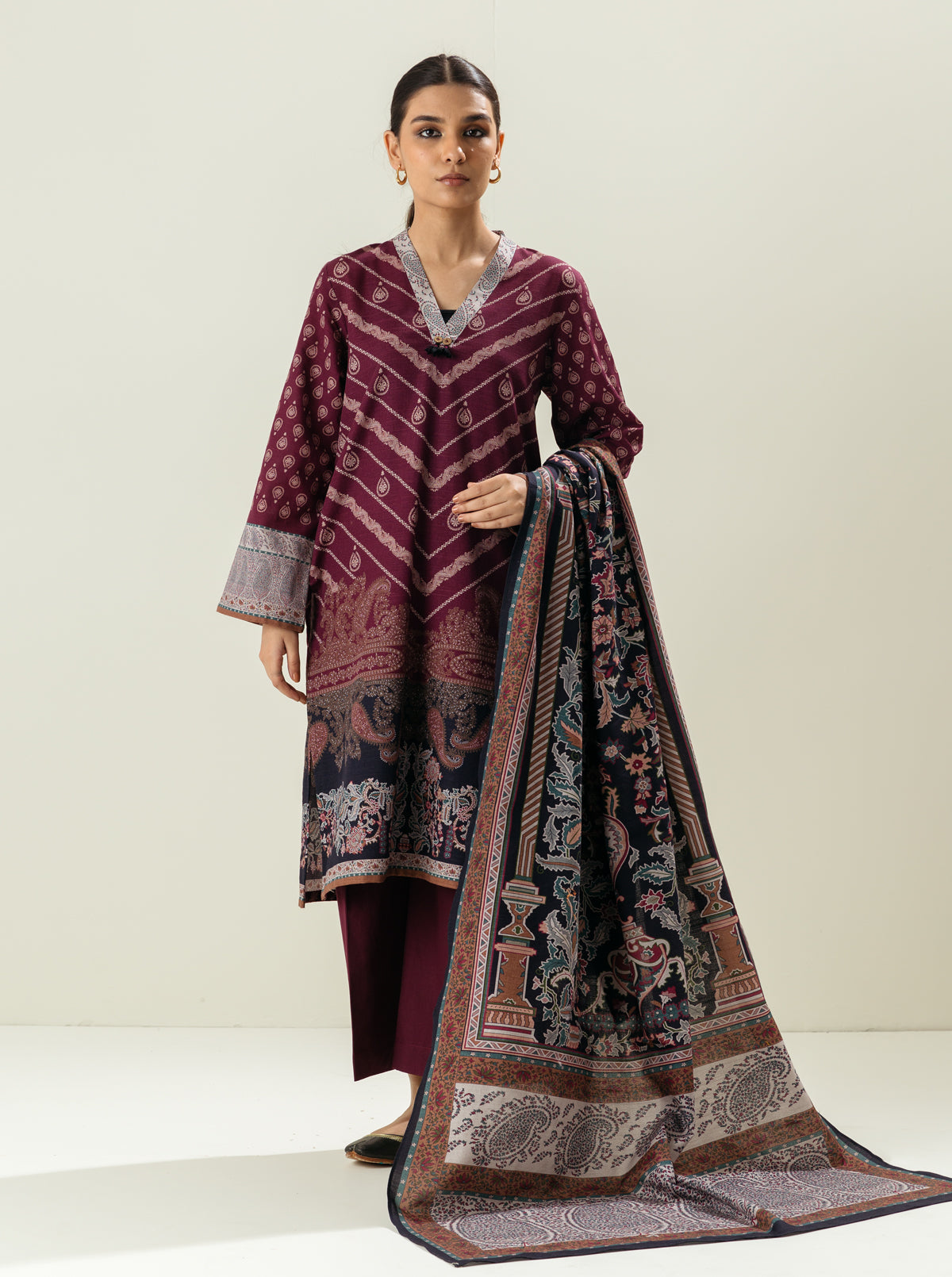 3 PIECE - PRINTED KHADDAR SUIT - DRIED THYME MORBAGH WN_22   