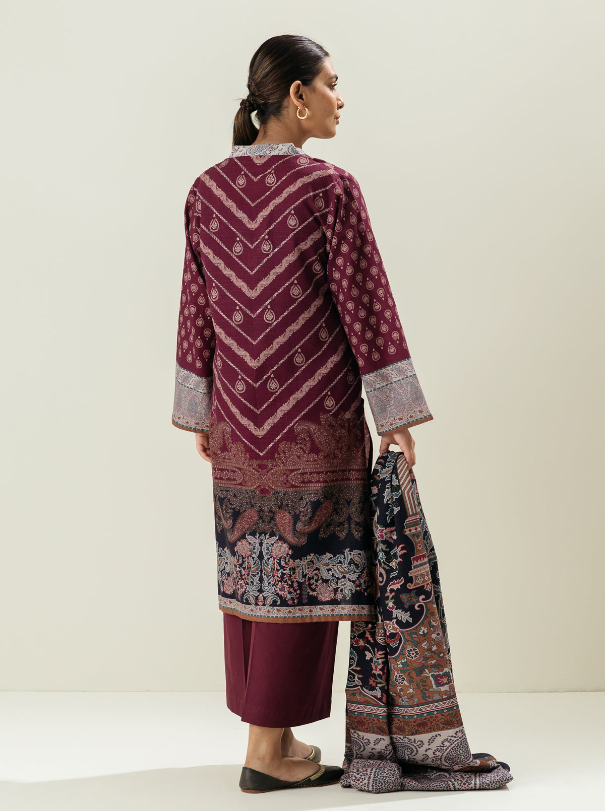 3 PIECE - PRINTED KHADDAR SUIT - DRIED THYME MORBAGH WN_22   