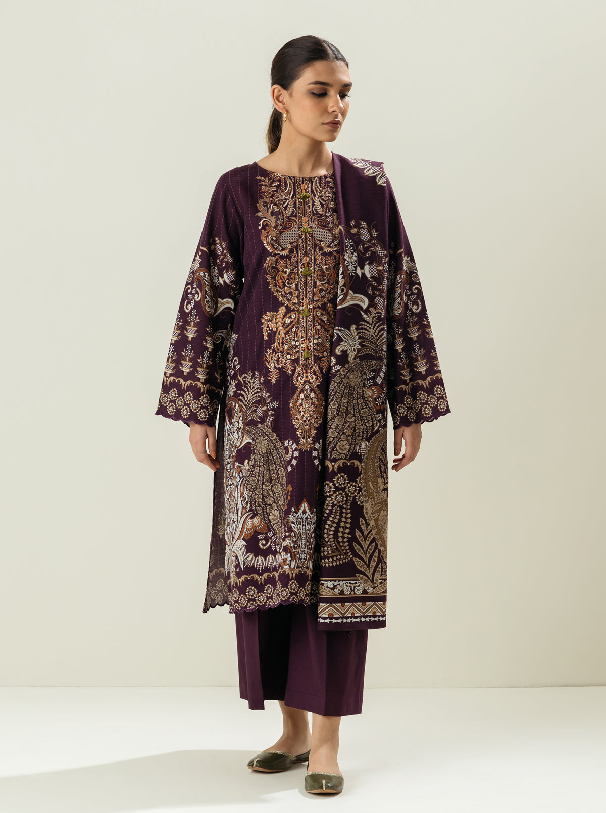 3 PIECE - EMBROIDERED  KHADDAR SUIT - FLATTERING PLUM MORBAGH WN_22   