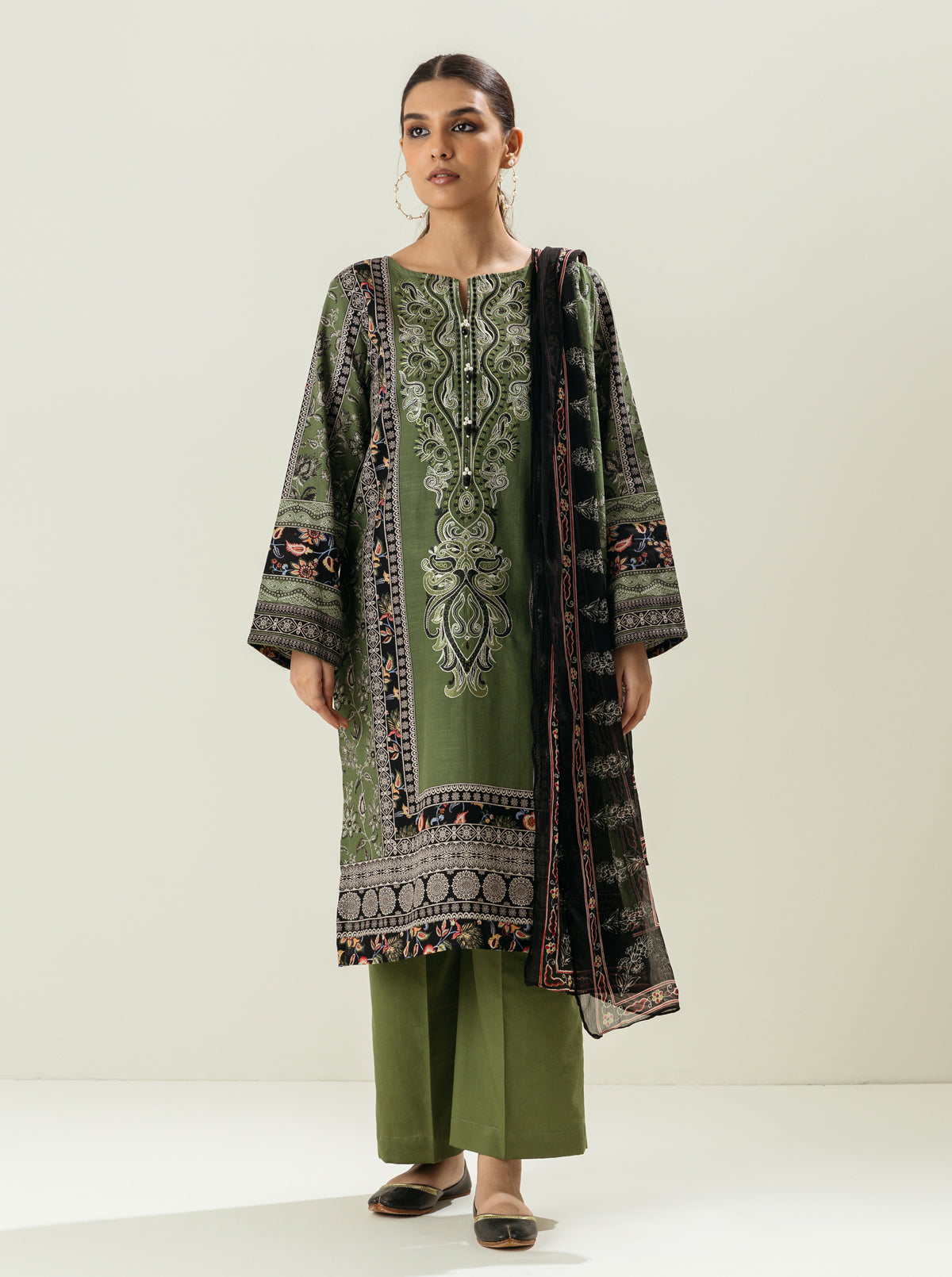 3 PIECE - EMBROIDERED  KHADDAR SUIT - AUBURN MORBAGH WN_22   