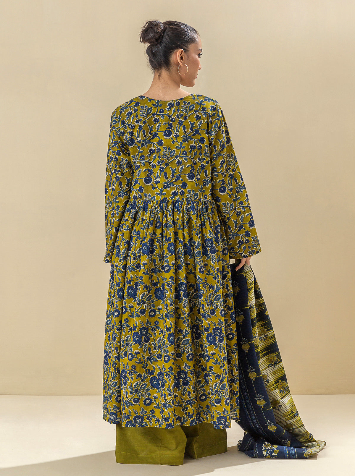 3 PIECE - PRINTED KHADDAR SUIT - SUNNY TRAIL MORBAGH WN_23   