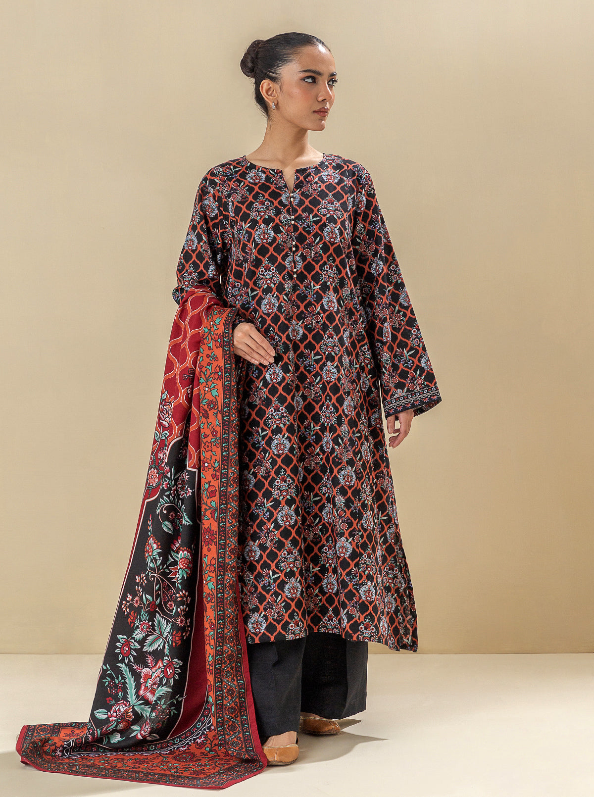 2 PIECE - PRINTED KHADDAR SUIT WITH HERRINGBONE SHAWL - EBONY SUNRISE MORBAGH WN_23   